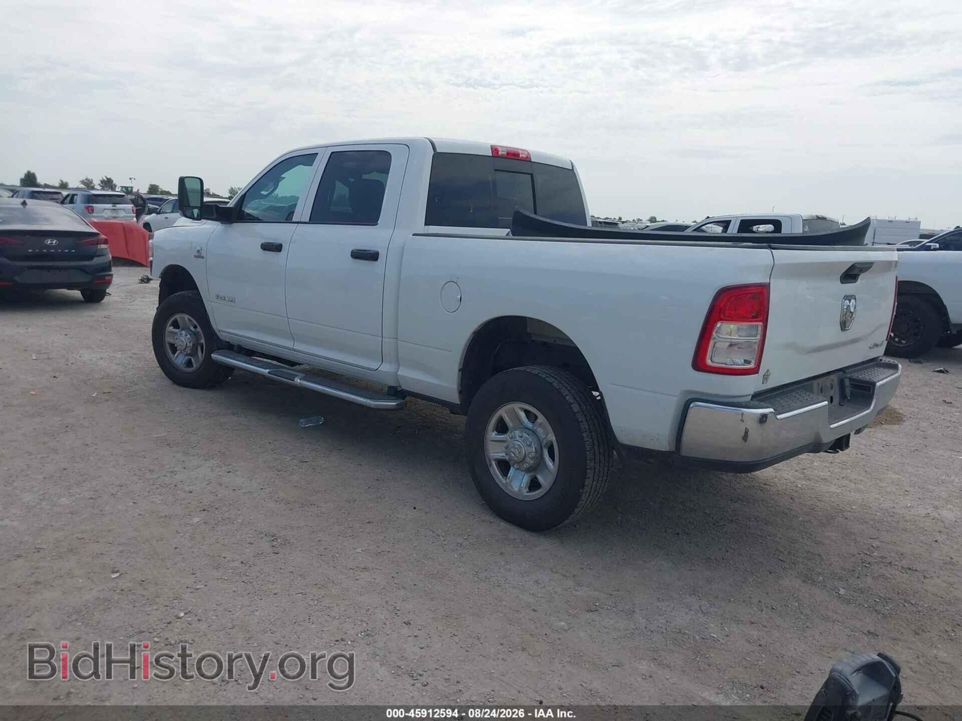 2021 RAM 2500 - VIN: 3C6UR5CL7MG602980 - Photo 3