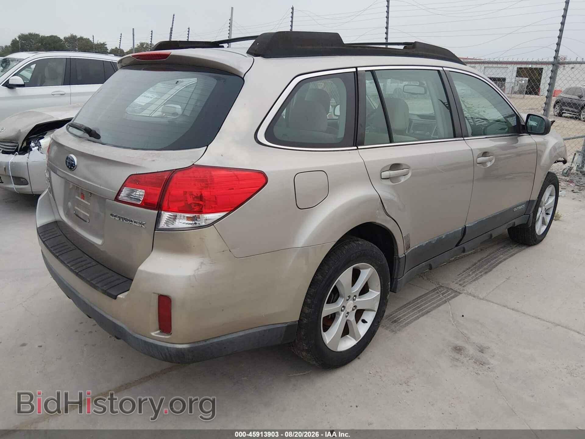 2014 SUBARU OUTBACK - VIN: 4S4BRCAC4E3247743 - Фото 4