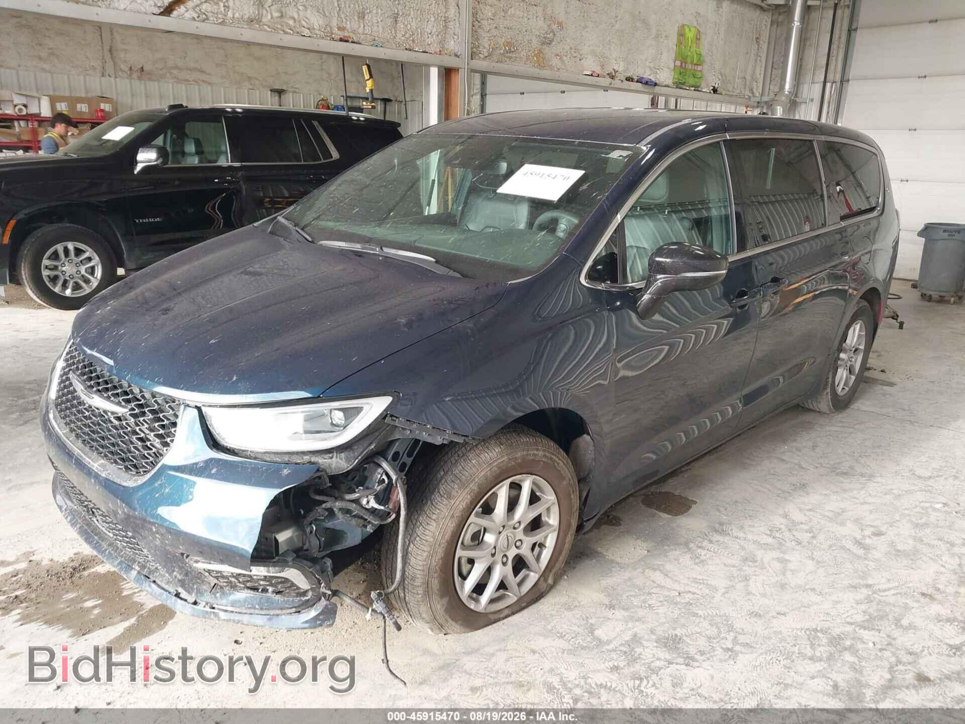 2025 CHRYSLER PACIFICA - VIN: 2C4RC1BG2SR554616 - Photo 2
