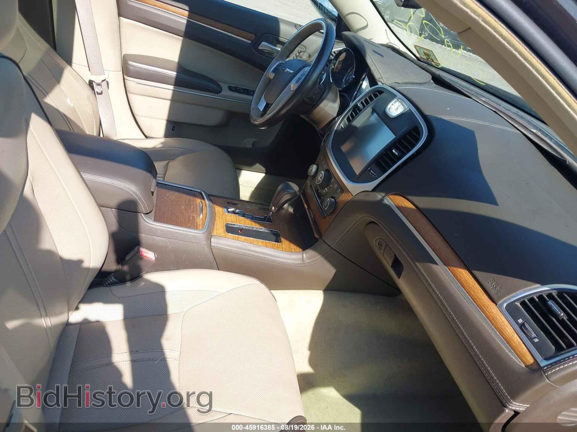 2013 CHRYSLER 300C - VIN: 2C3CCAST2DH565910 - Photo 5