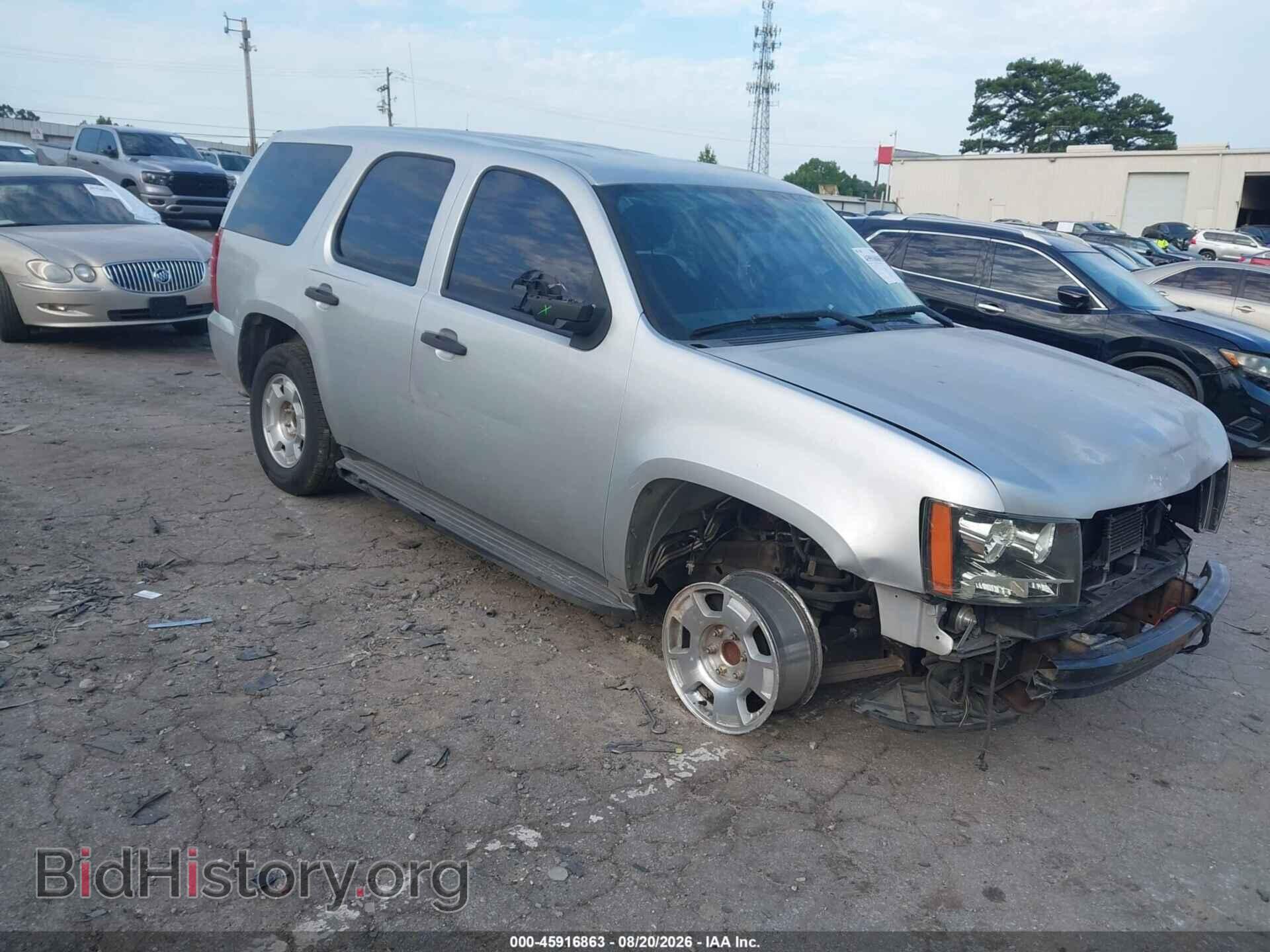 Photo 1GNLC2E02BR325294 - CHEVROLET TAHOE 2011