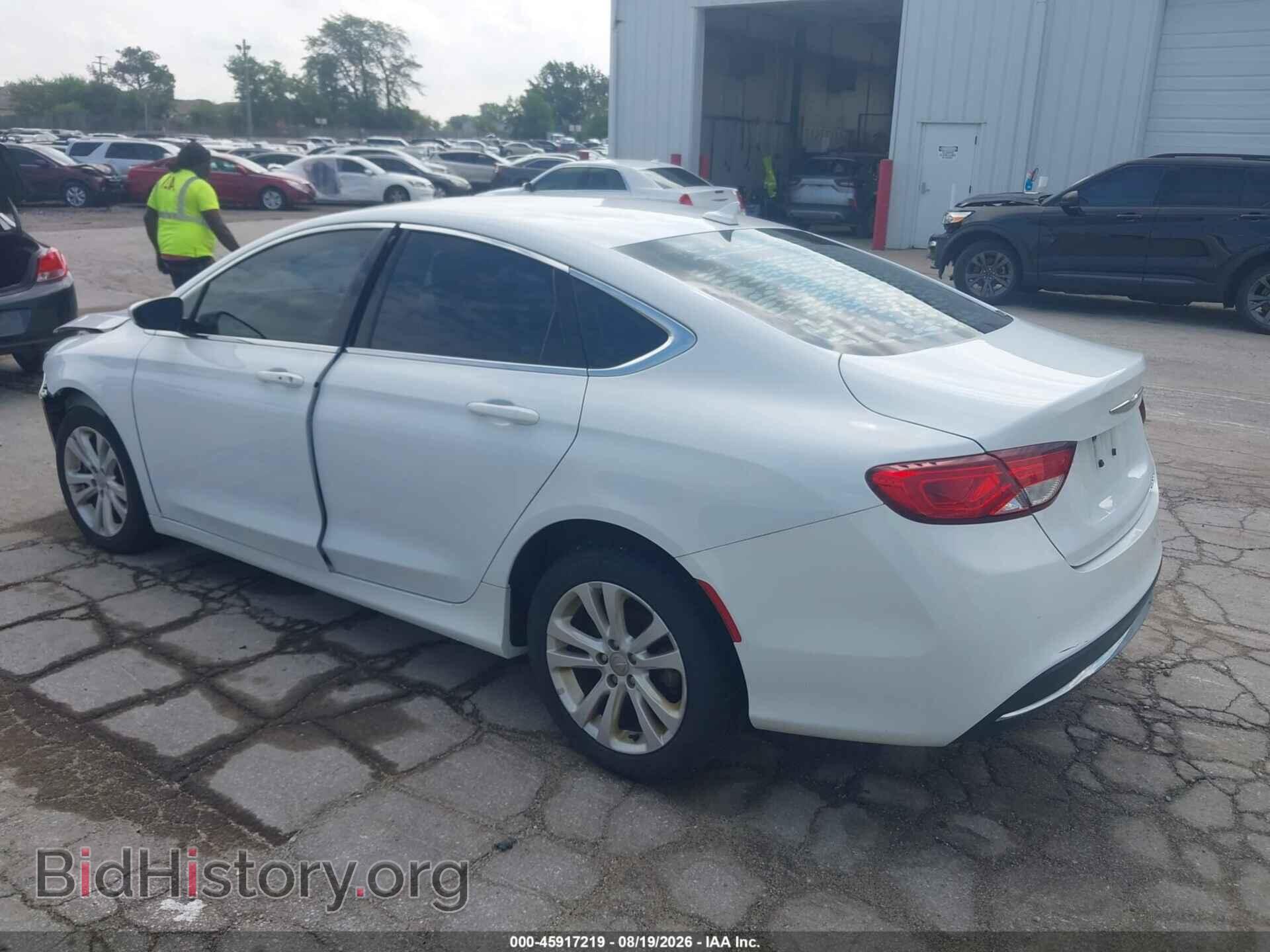 2017 CHRYSLER 200 - VIN: 1C3CCCAB0HN512110 - Photo 3