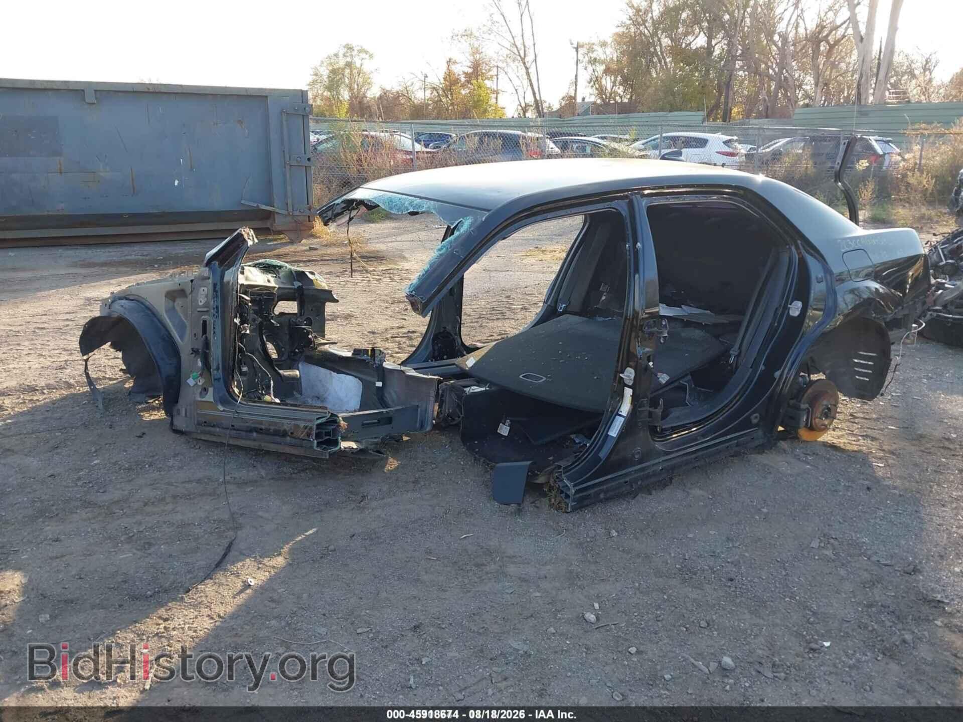 2016 CHRYSLER 300 - VIN: 2C3CCAGG4GH270758 - Photo 2