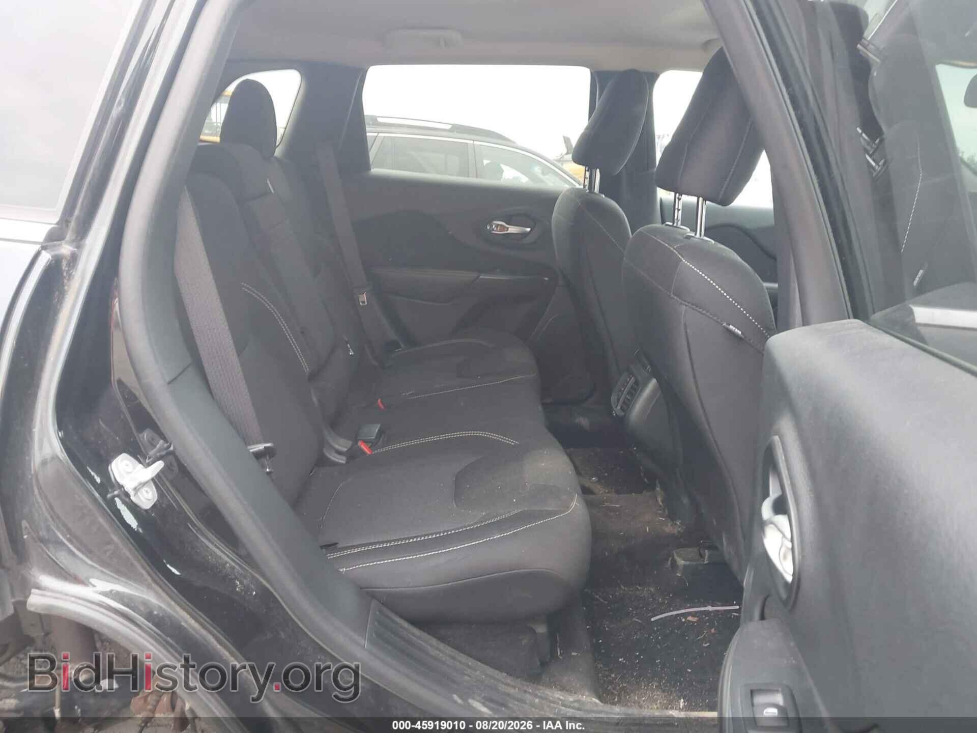 2015 JEEP CHEROKEE - VIN: 1C4PJMCS2FW685821 - Photo 8