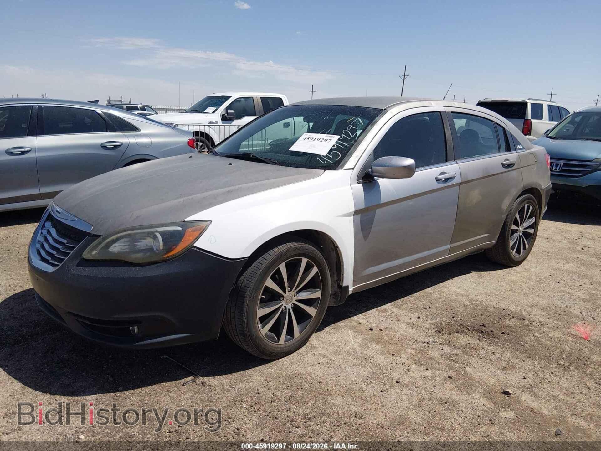2013 CHRYSLER 200 - VIN: 1C3CCBBG7DN715669 - Photo 2