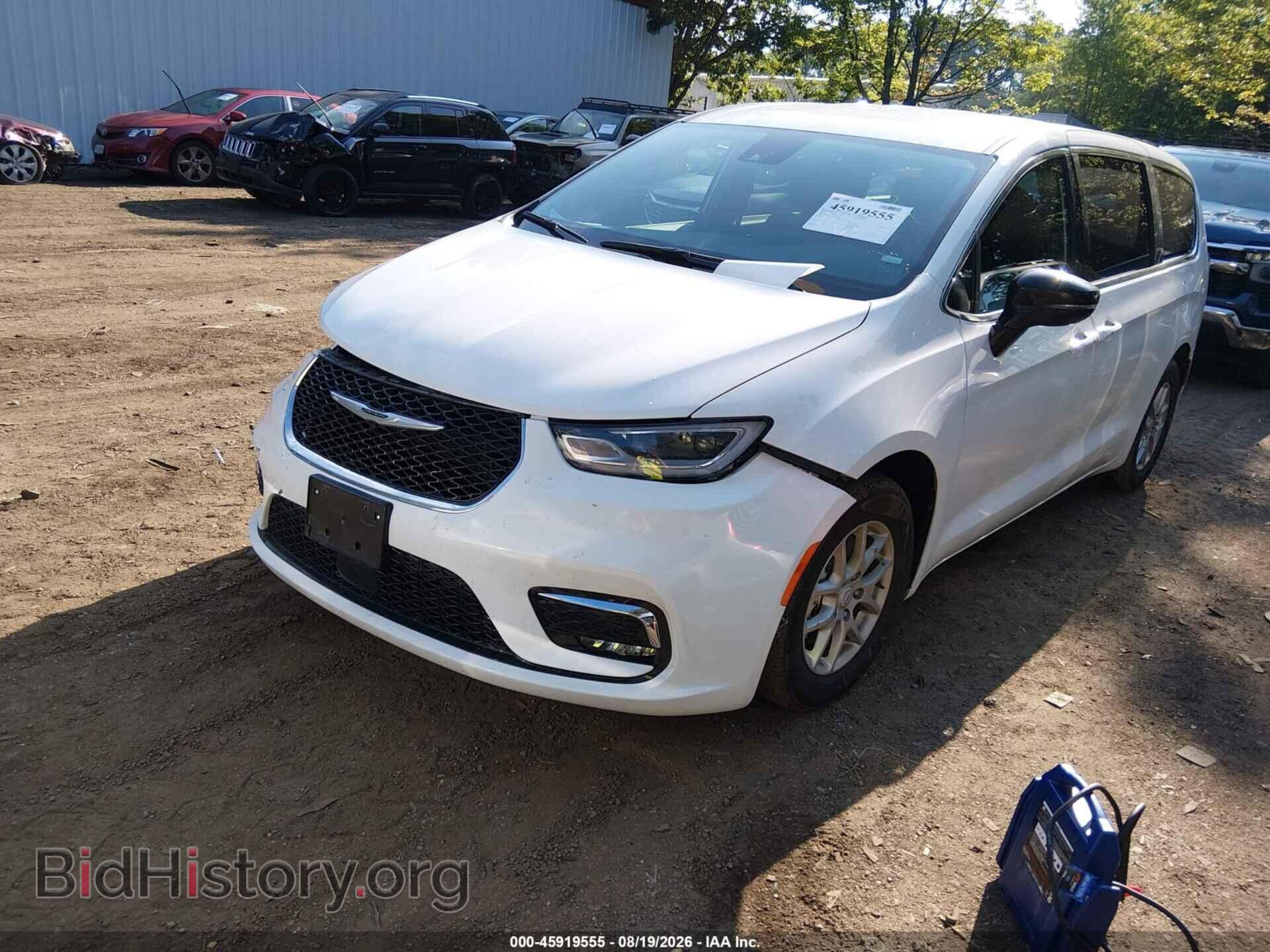 2026 CHRYSLER PACIFICA - VIN: 2C4RC1BGXTR183447 - Photo 2