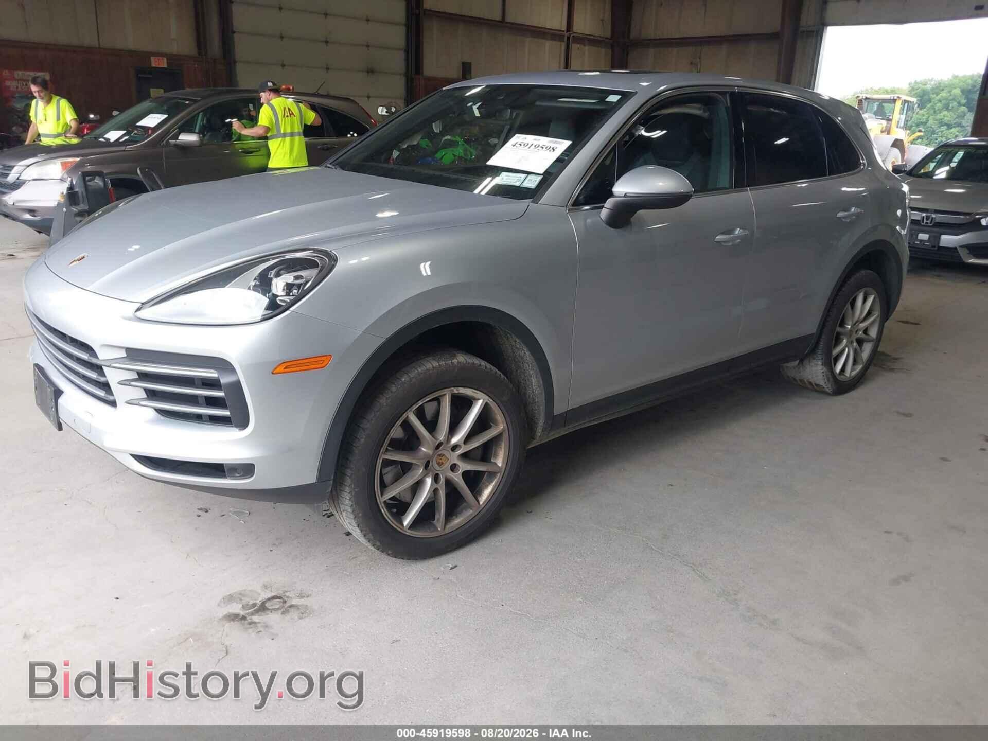 2019 PORSCHE CAYENNE - VIN: WP1AB2AYXKDA61297 - Photo 2