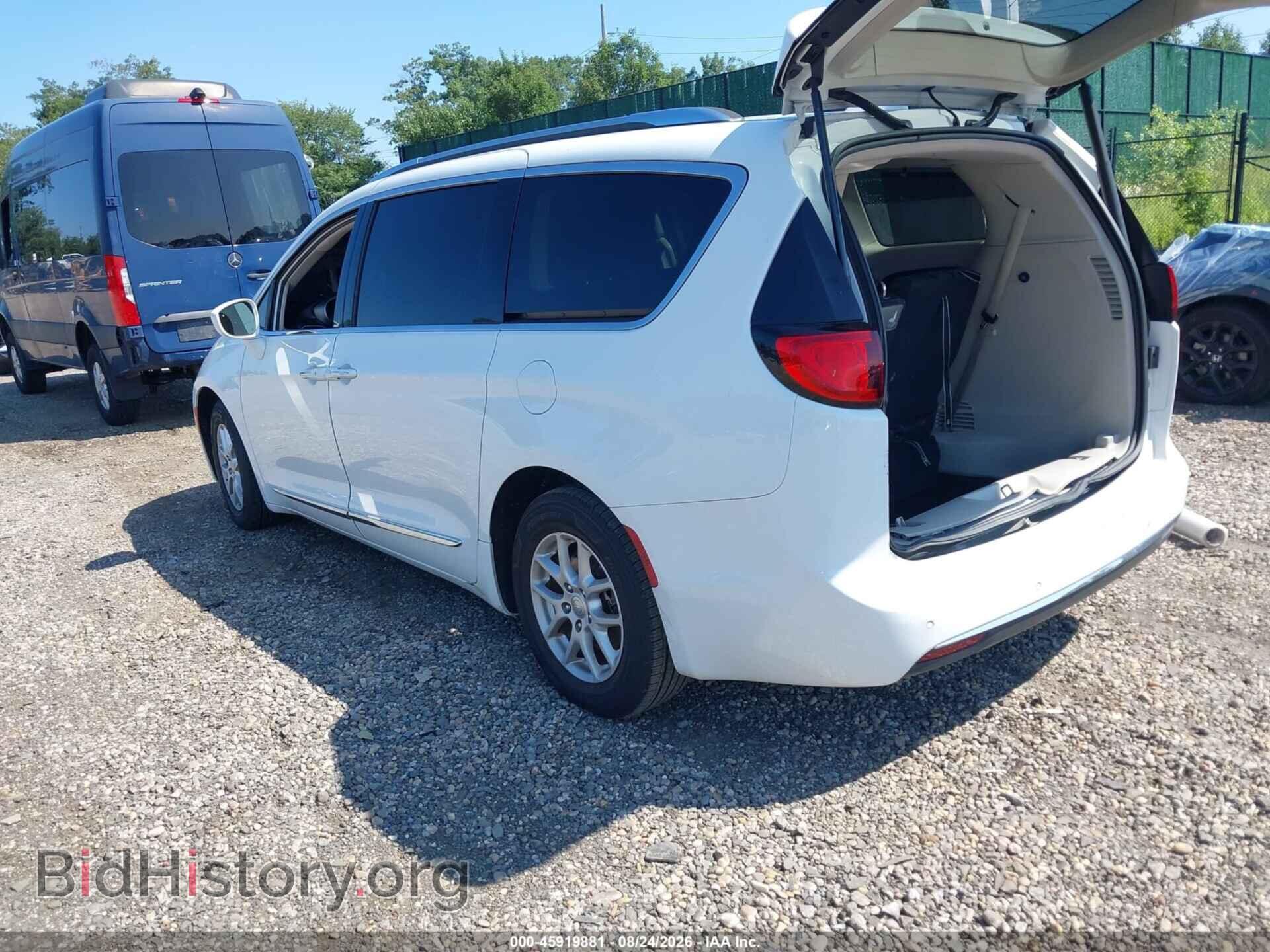 2020 CHRYSLER PACIFICA - VIN: 2C4RC1BG8LR106401 - Фото 3