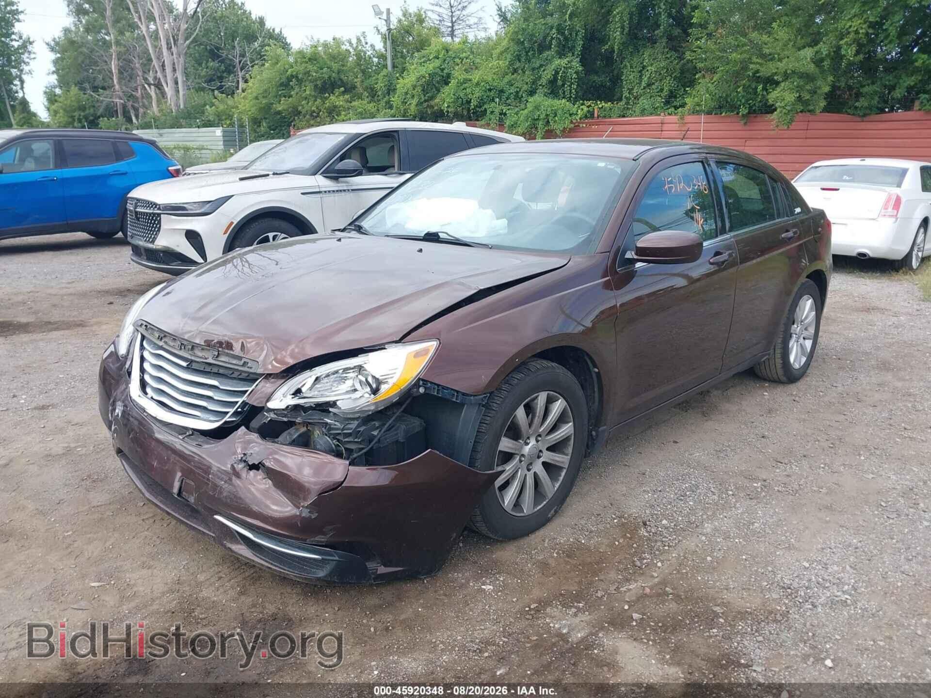 2013 CHRYSLER 200 - VIN: 1C3CCBBB6DN615132 - Photo 2