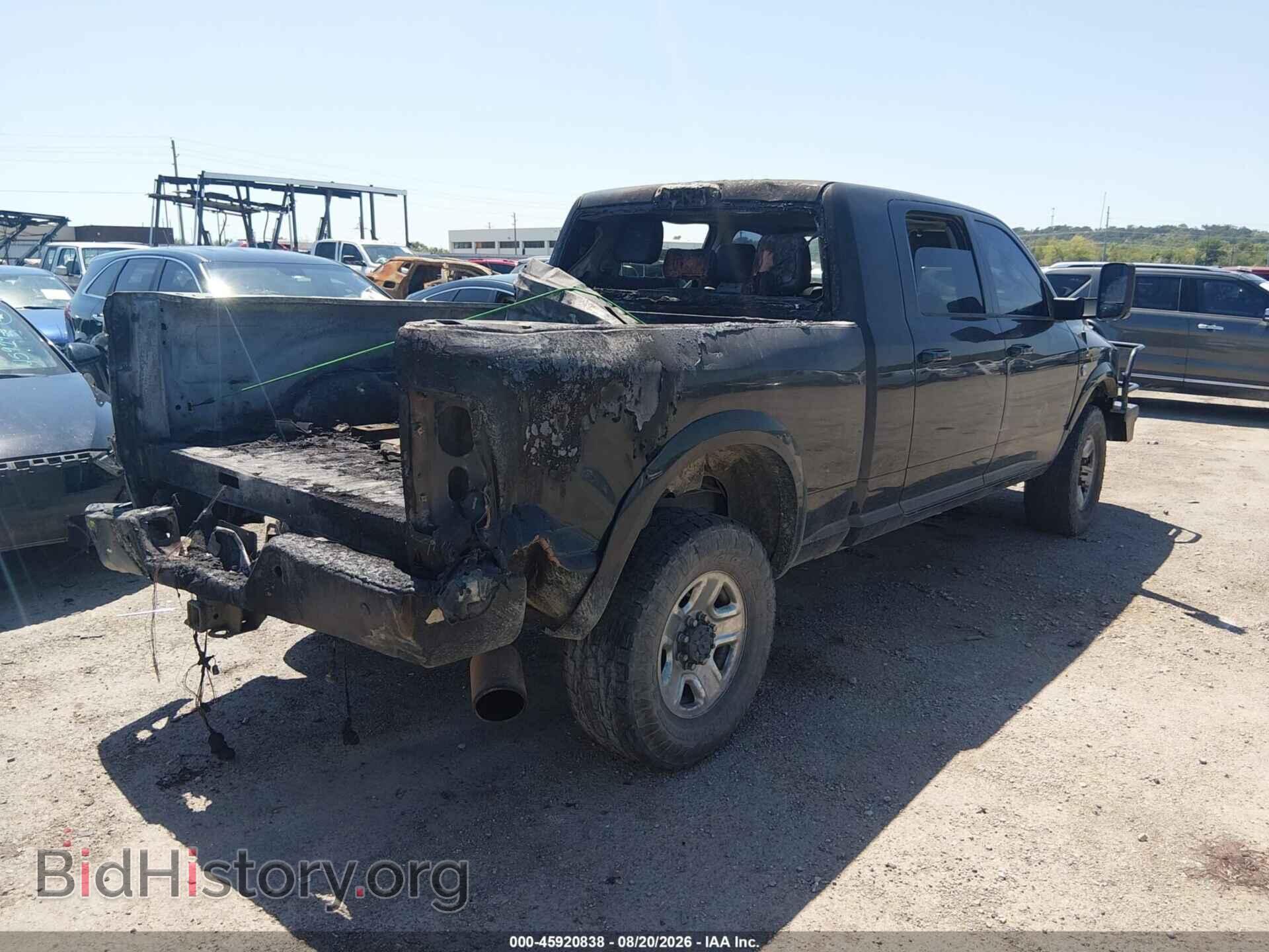 2015 RAM 2500 - VIN: 3C6UR5NL5FG644838 - Photo 4