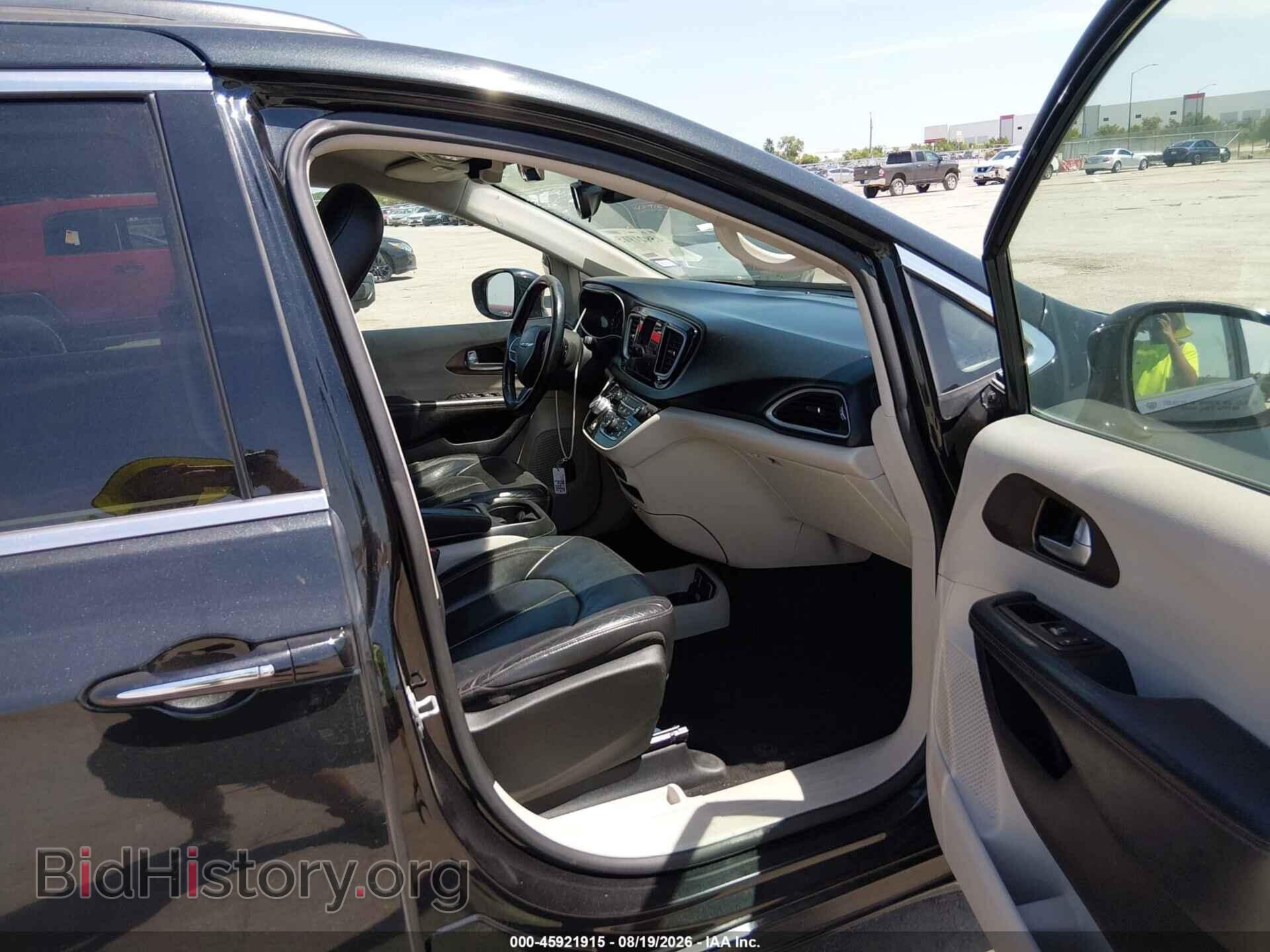 2017 CHRYSLER PACIFICA - VIN: 2C4RC1BG4HR532626 - Photo 5