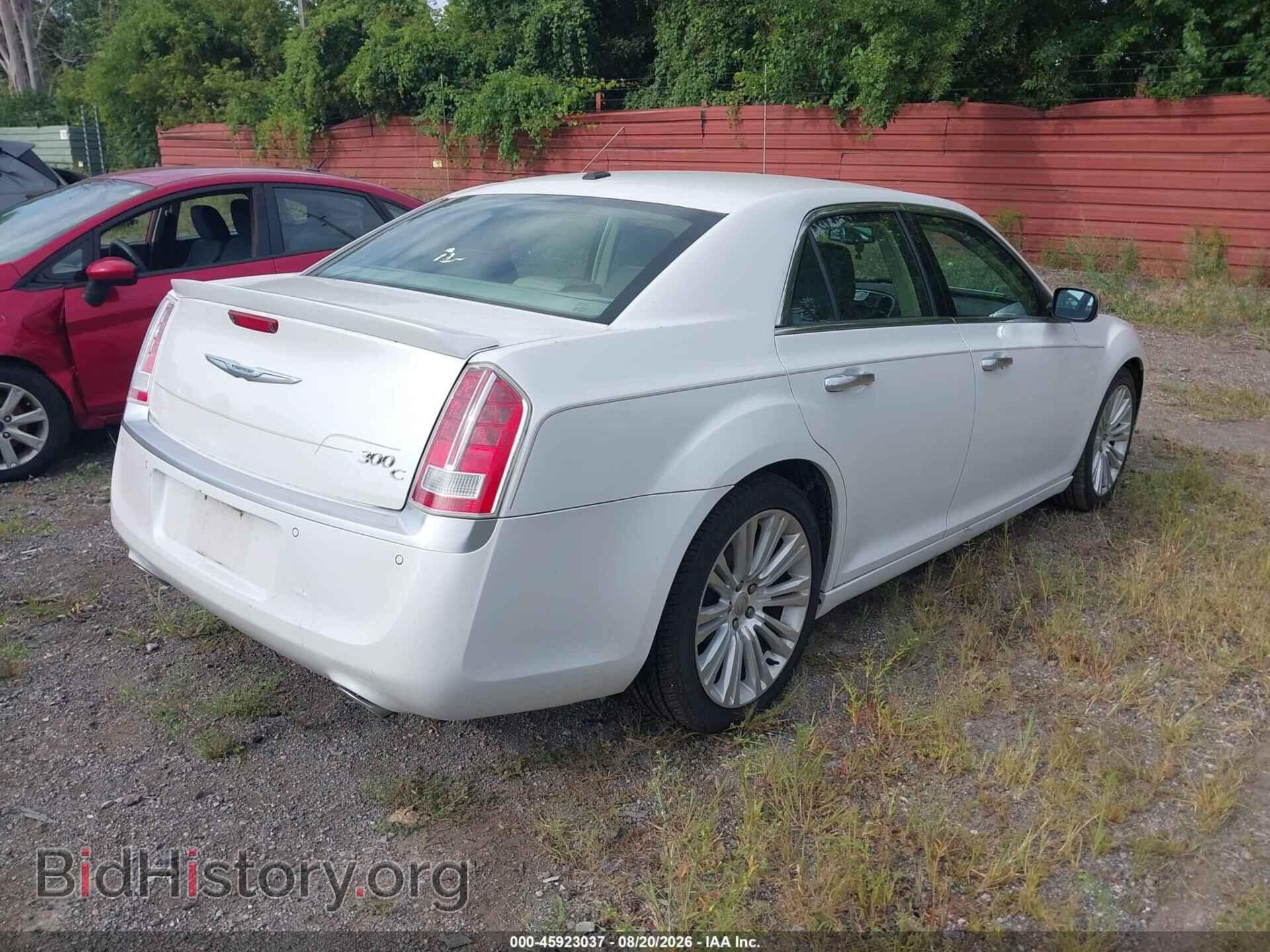2012 CHRYSLER 300C - VIN: 2C3CCAPT0CH238073 - Фото 4