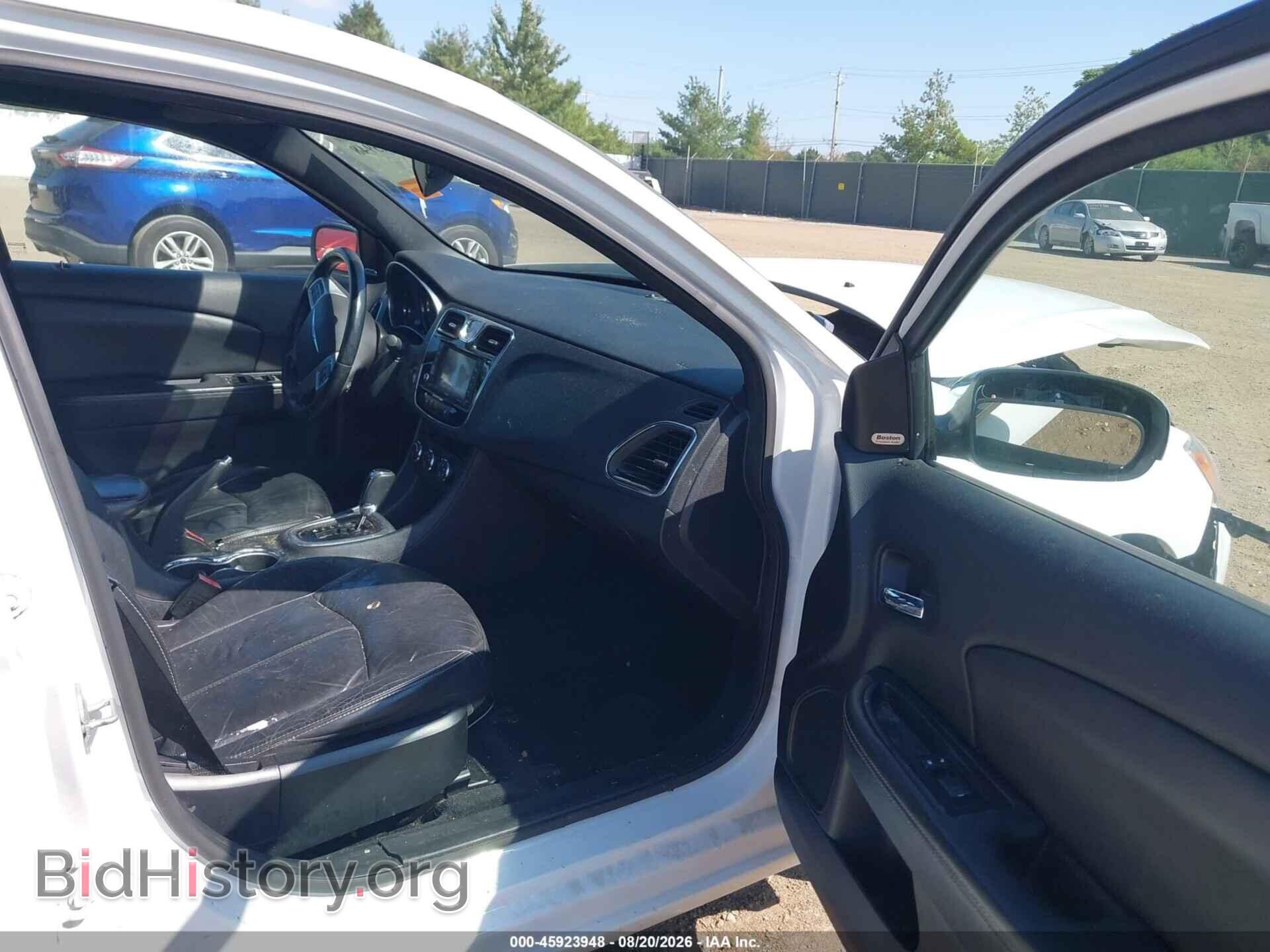 2013 CHRYSLER 200 - VIN: 1C3CCBCG9DN598238 - Photo 5