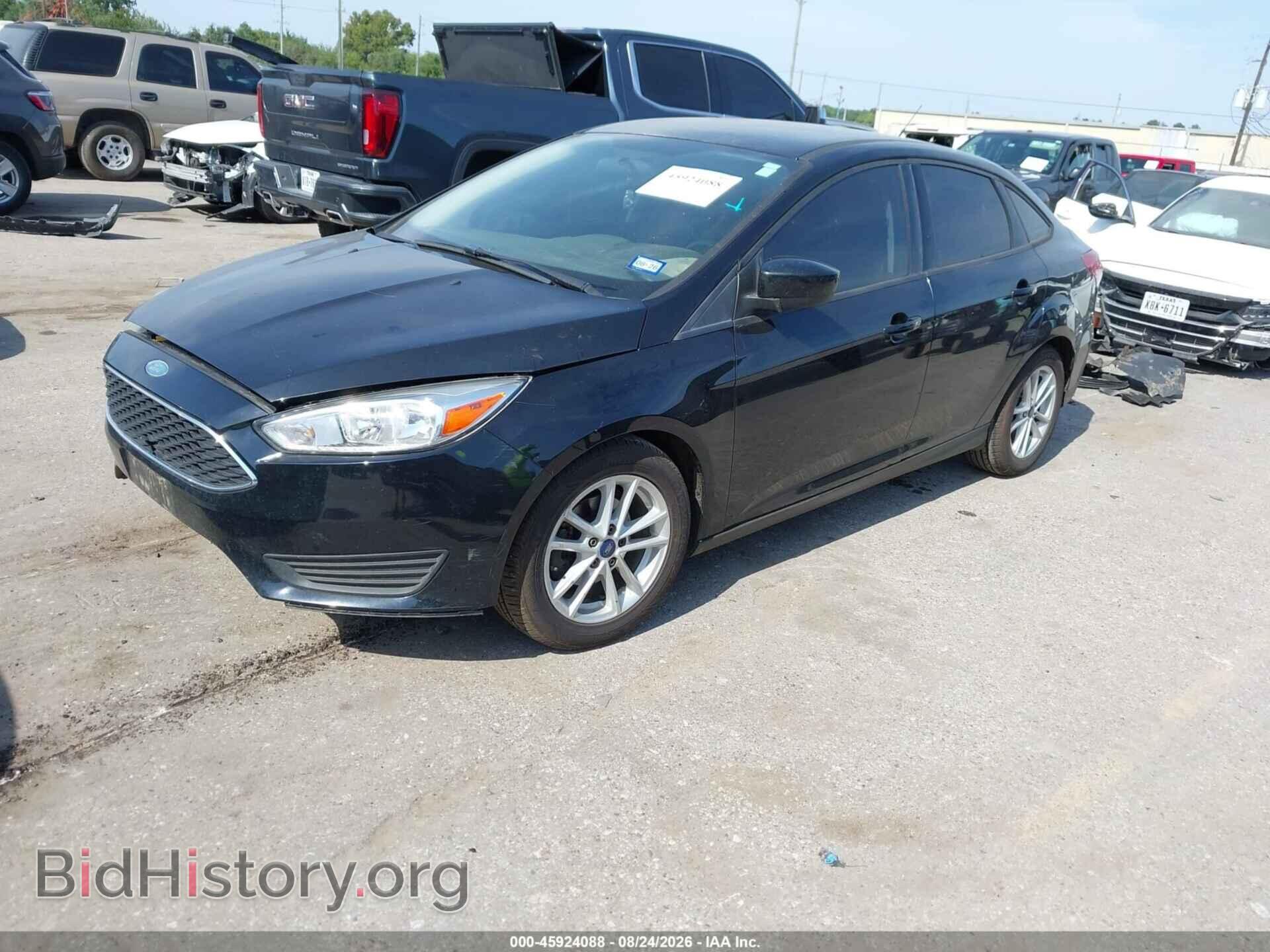 2018 FORD FOCUS - VIN: 1FADP3F2XJL201403 - Photo 2