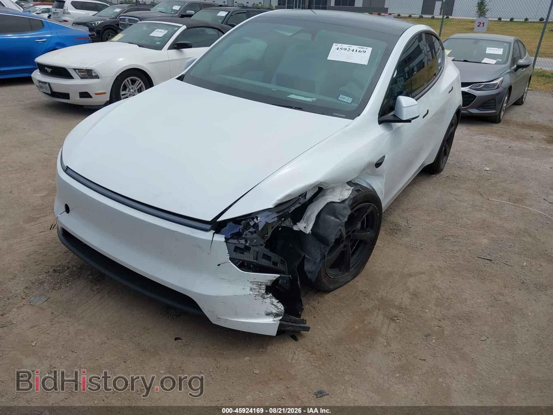 2026 TESLA MODEL Y - VIN: 7SAYGDEDXTA468891 - Фото 2