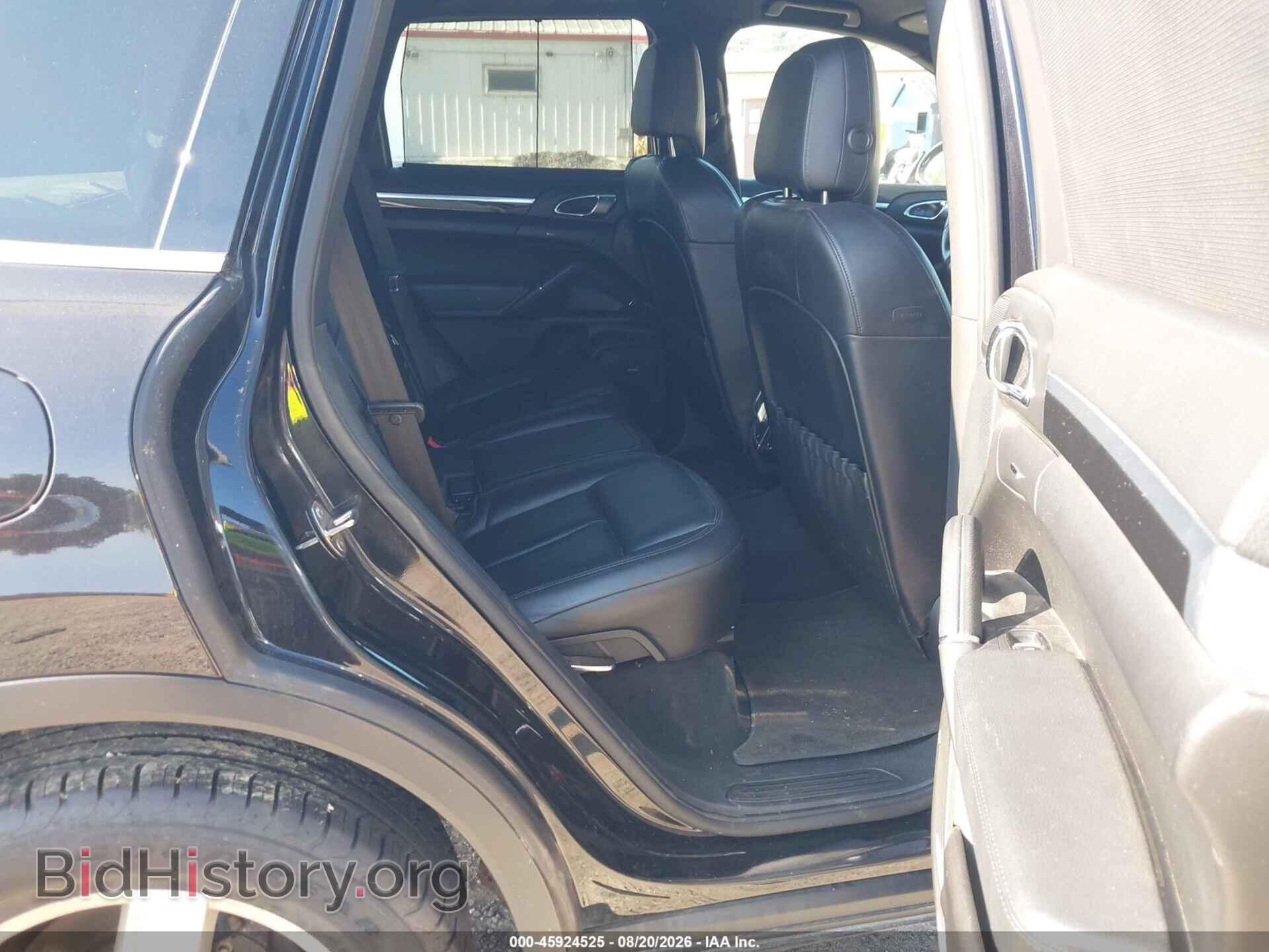 2012 PORSCHE CAYENNE - VIN: WP1AA2A21CLA12382 - Photo 8