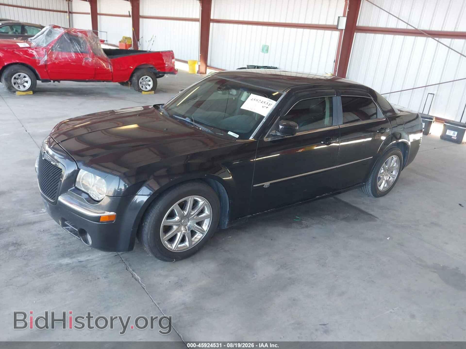2010 CHRYSLER 300C - VIN: 2C3CA6CT8AH199898 - Фото 2