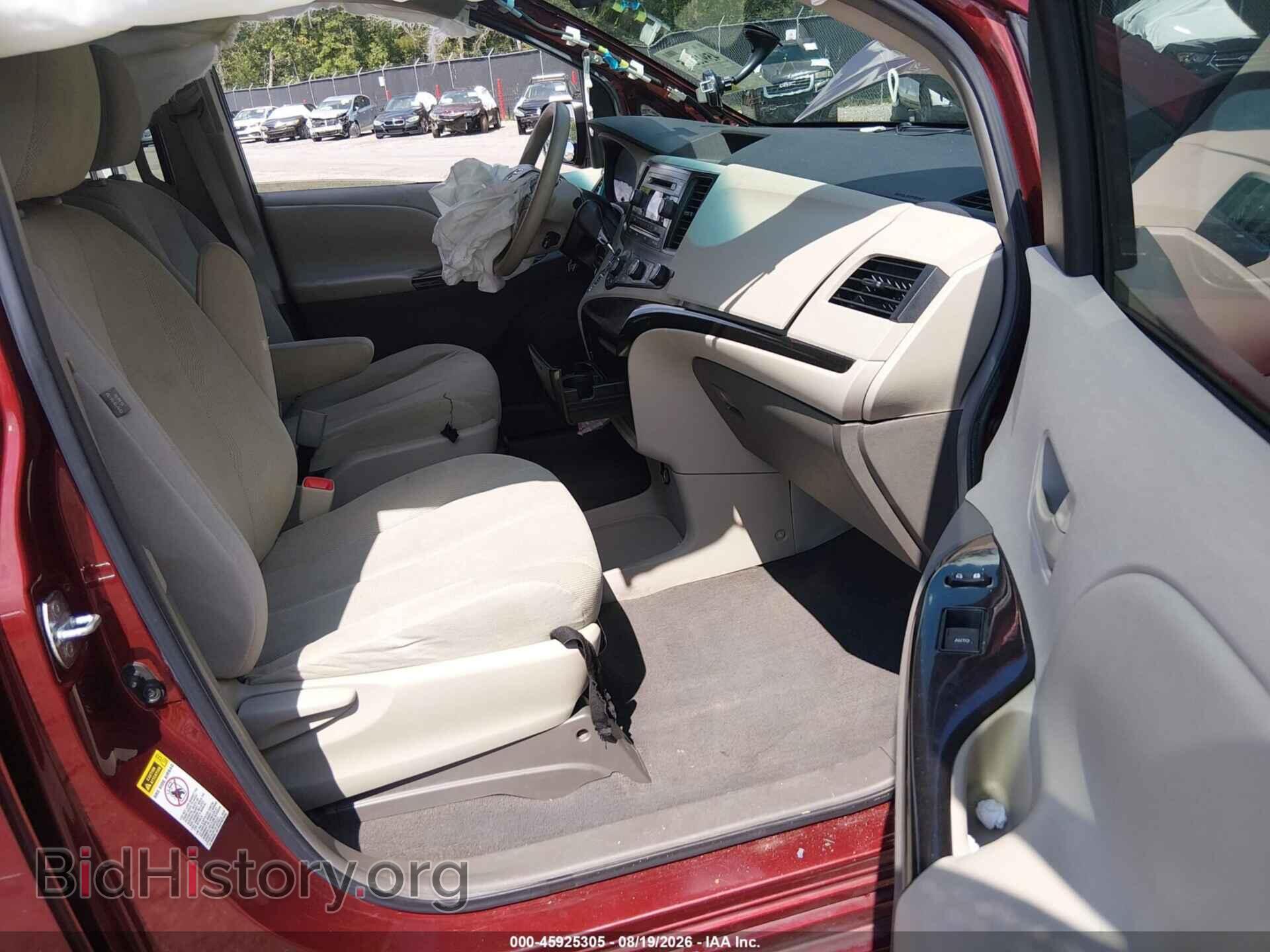 2011 TOYOTA SIENNA - VIN: 5TDKA3DC7BS002145 - Фото 5