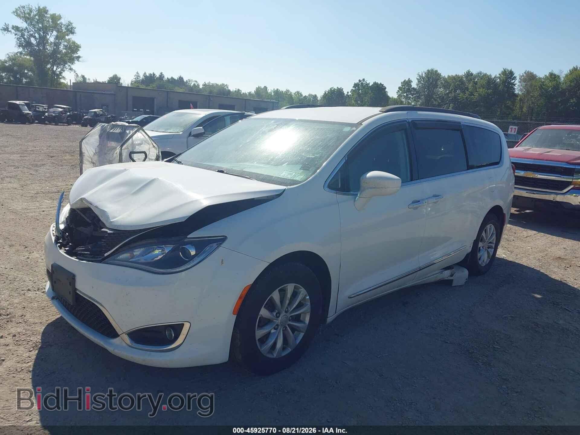 2017 CHRYSLER PACIFICA - VIN: 2C4RC1BG7HR524388 - Фото 2