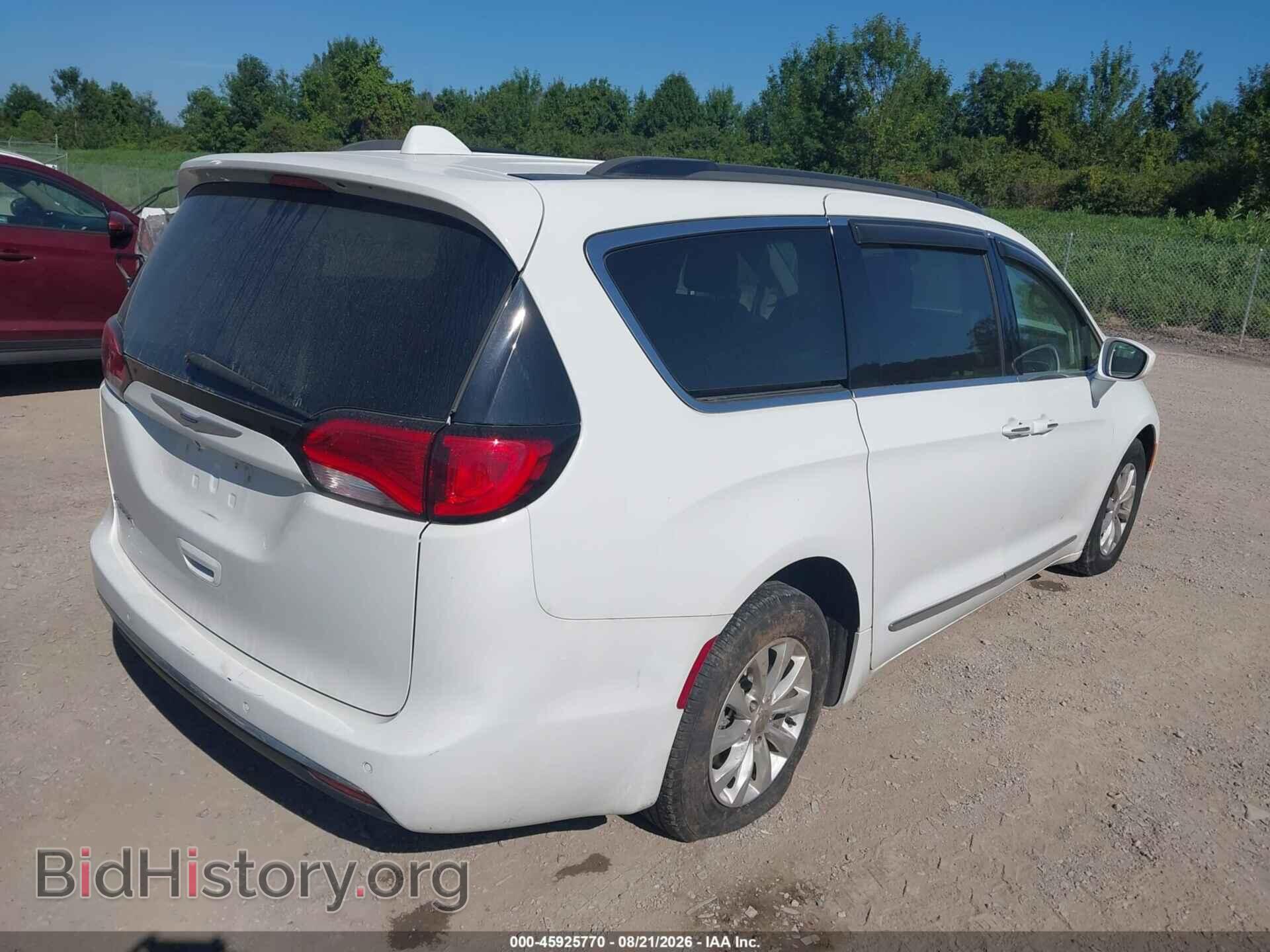 2017 CHRYSLER PACIFICA - VIN: 2C4RC1BG7HR524388 - Фото 4