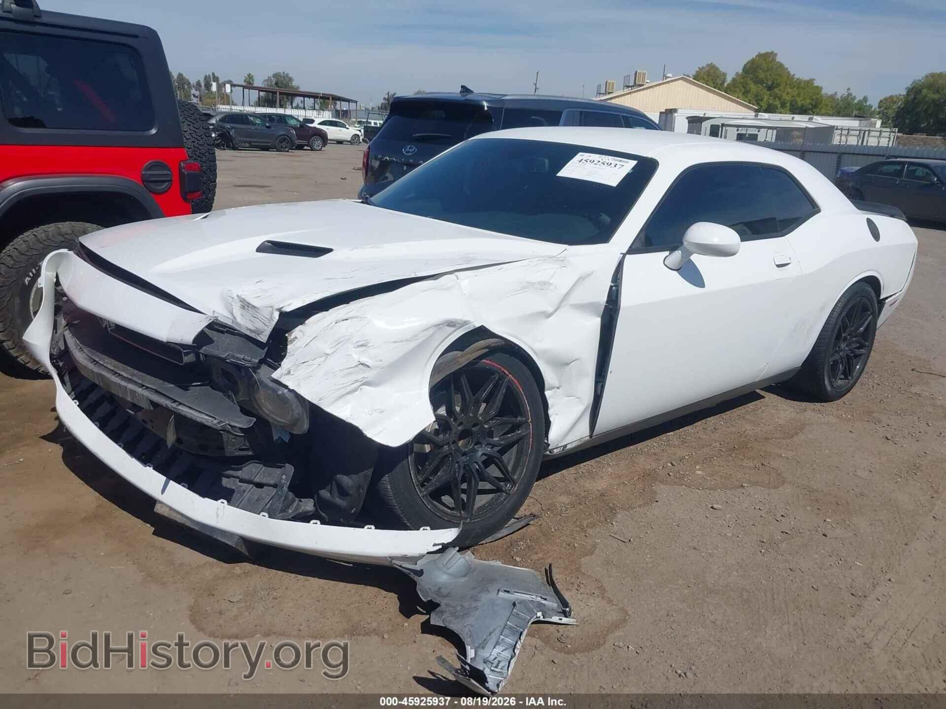 2019 DODGE CHALLENGER - VIN: 2C3CDZAG1KH751015 - Photo 2
