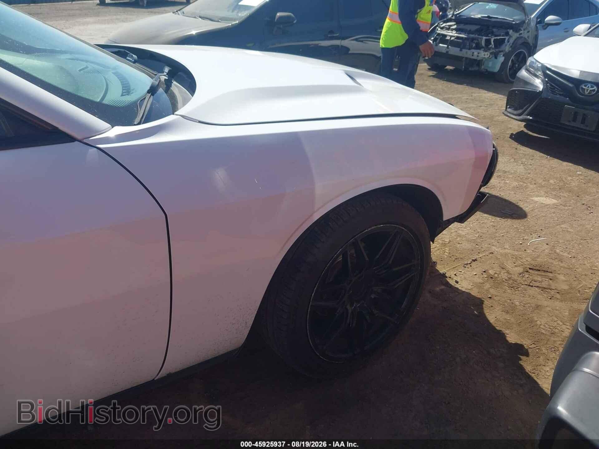 2019 DODGE CHALLENGER - VIN: 2C3CDZAG1KH751015 - Photo 19