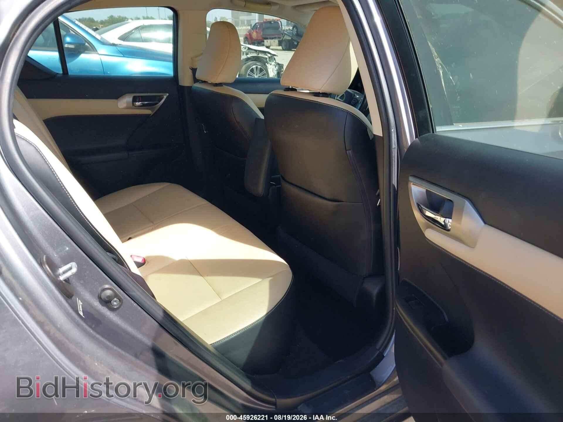 2014 LEXUS CT 200H - VIN: JTHKD5BH4E2180364 - Photo 8