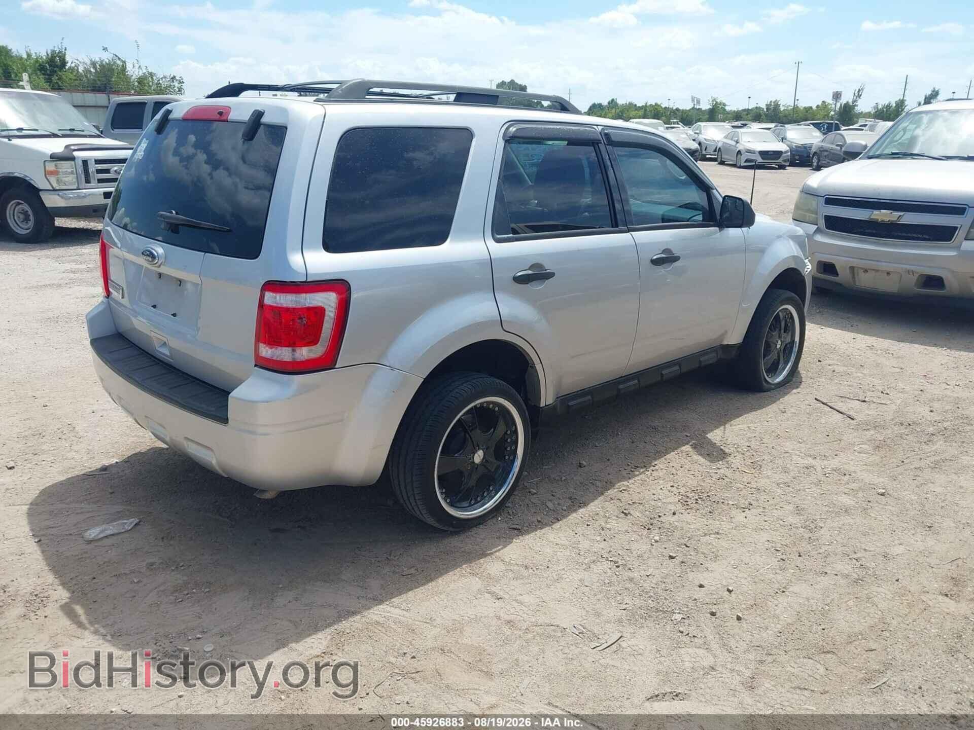 2010 FORD ESCAPE - VIN: 1FMCU0D77AKD08132 - Фото 4