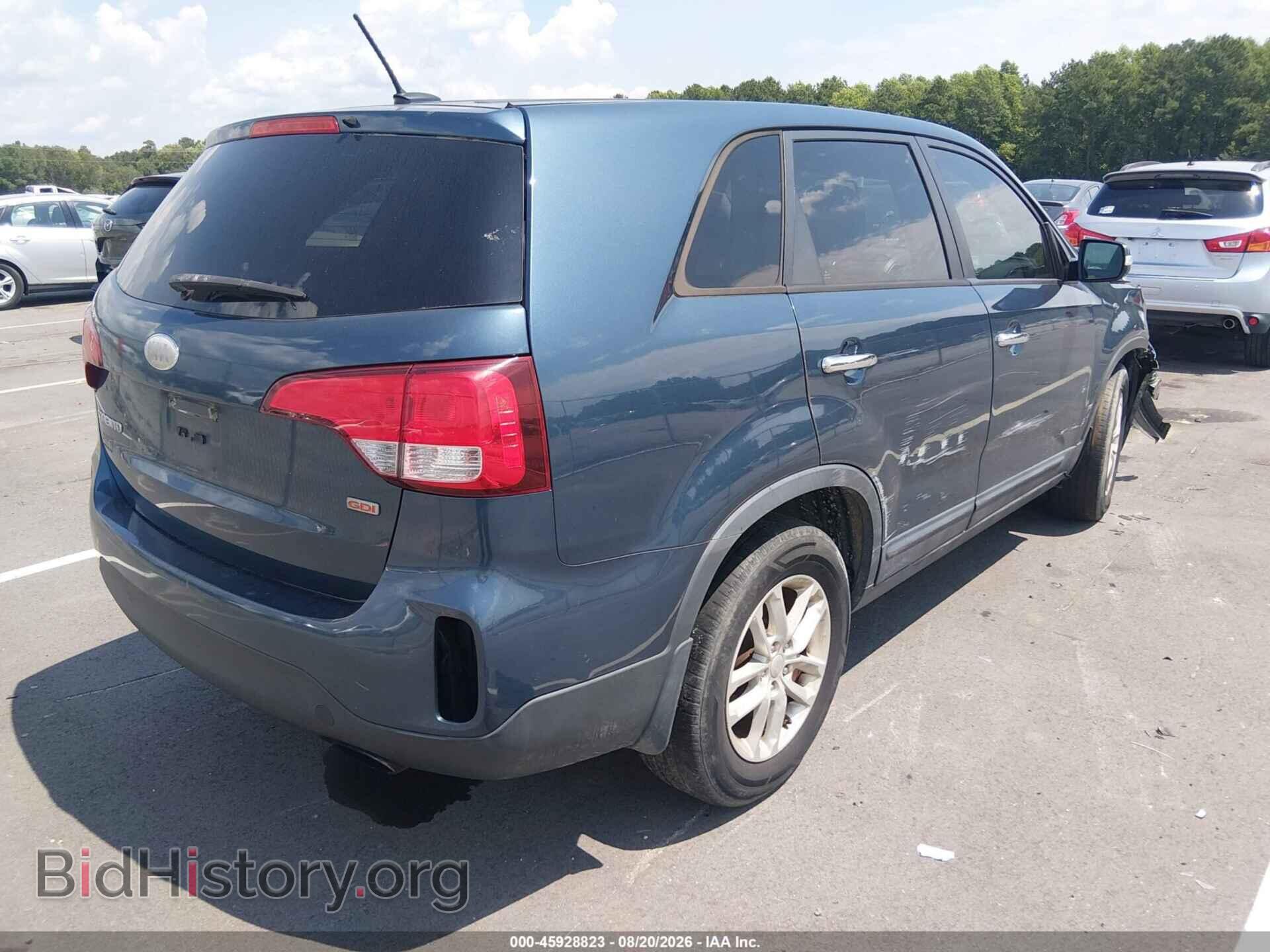 2014 KIA SORENTO - VIN: 5XYKT3A63EG429607 - Photo 4