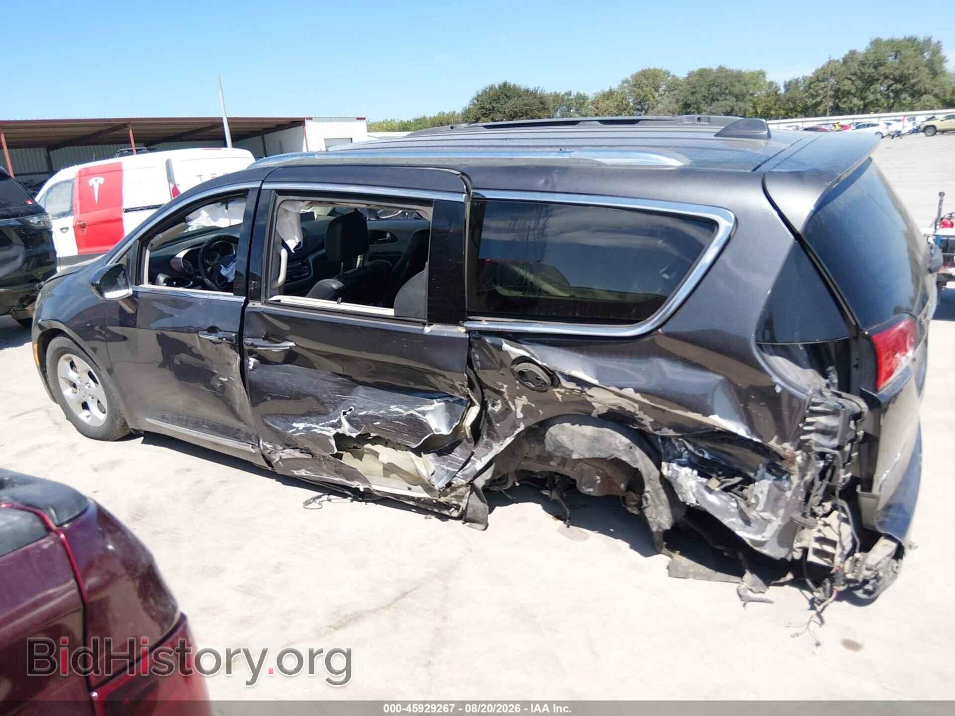2017 CHRYSLER PACIFICA - VIN: 2C4RC1EG9HR622575 - Photo 15