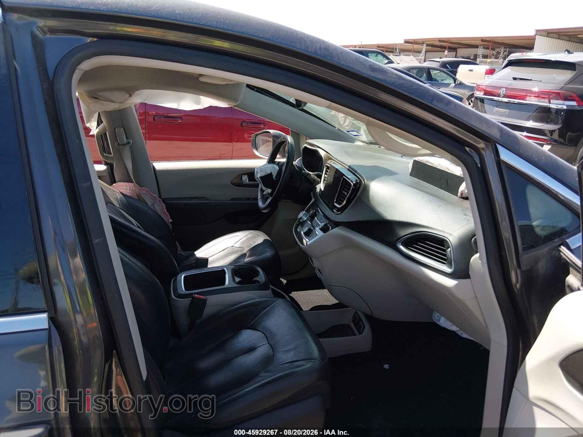 2017 CHRYSLER PACIFICA - VIN: 2C4RC1EG9HR622575 - Photo 5