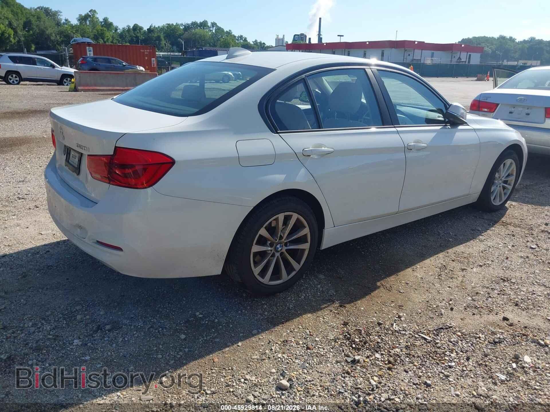 2018 BMW 320I - VIN: WBA8A3C52JA499692 - Photo 4