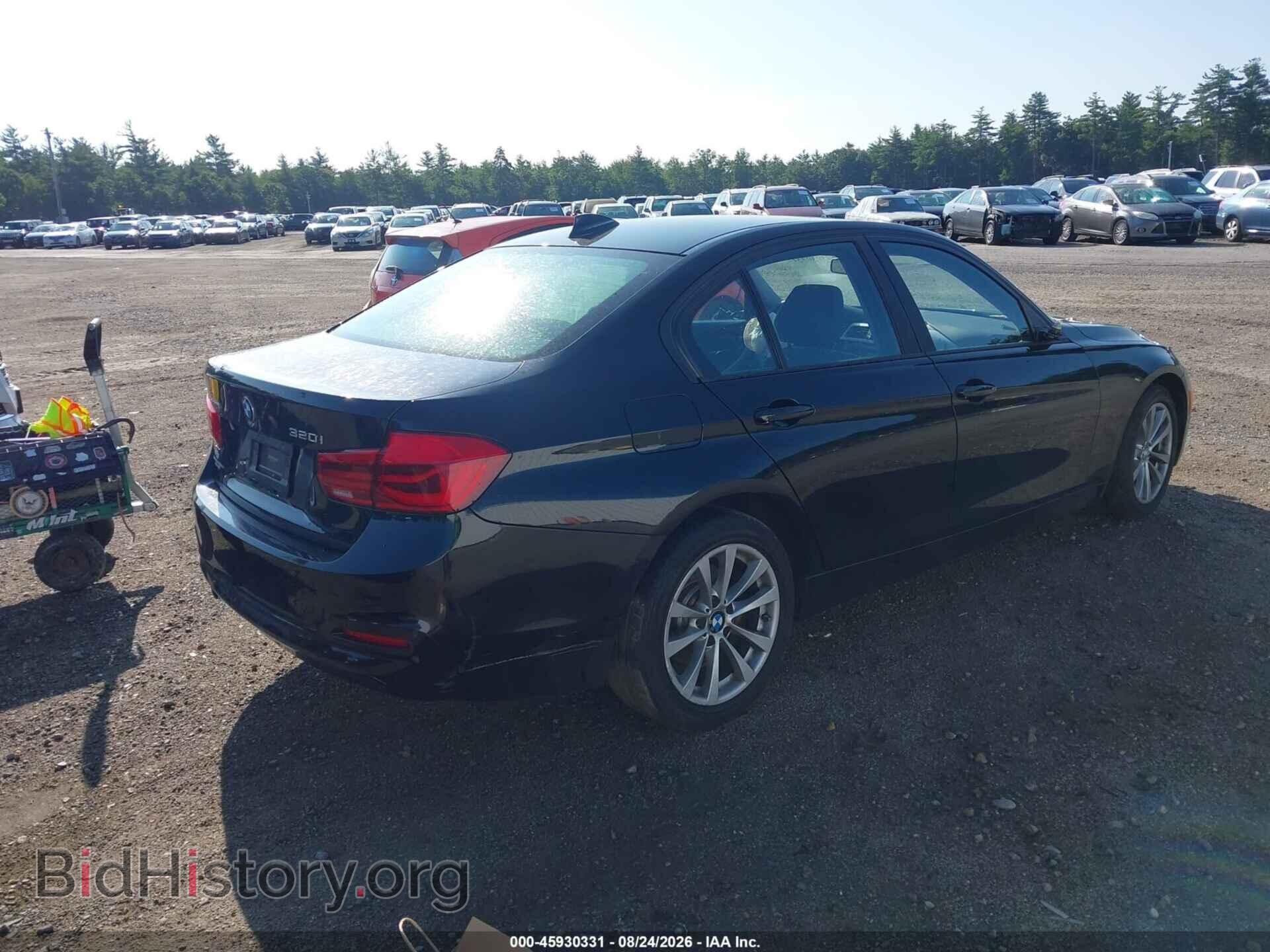2018 BMW 320I - VIN: WBA8A3C57JA491779 - Фото 4