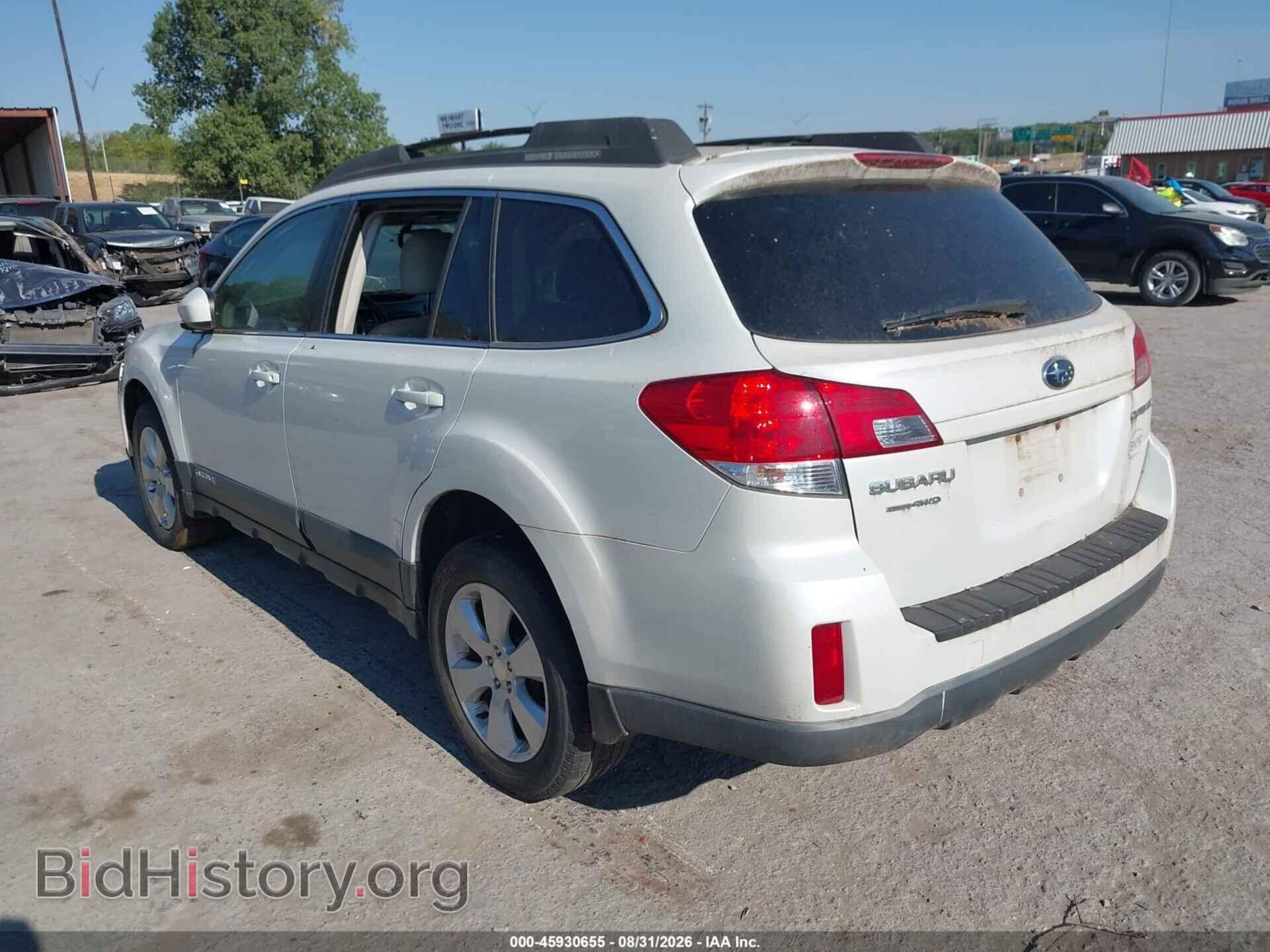 2011 SUBARU OUTBACK - VIN: 4S4BRCCC1B3443454 - Фото 3