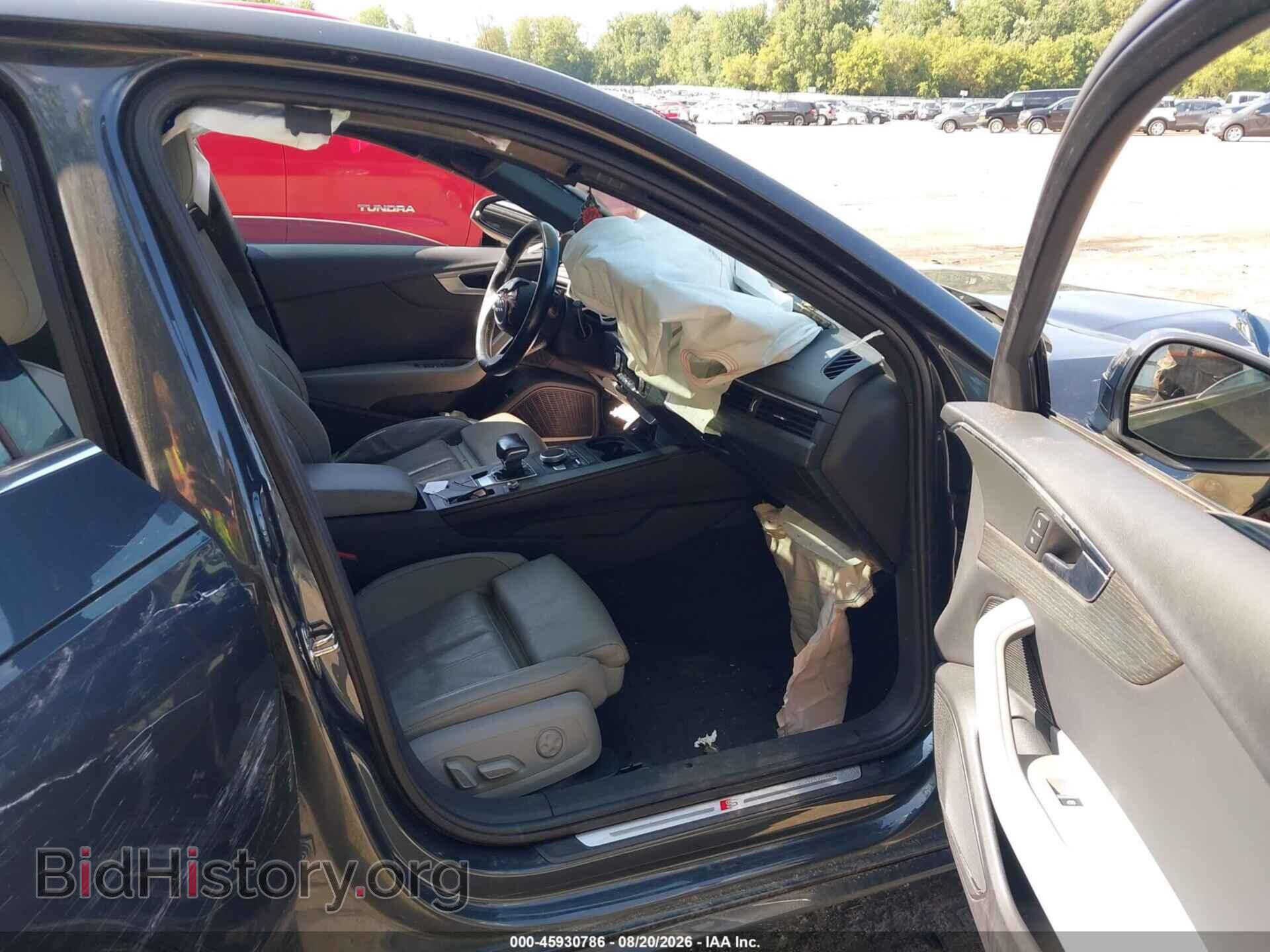 2017 AUDI A4 - VIN: WAUFNAF44HN071614 - Фото 5