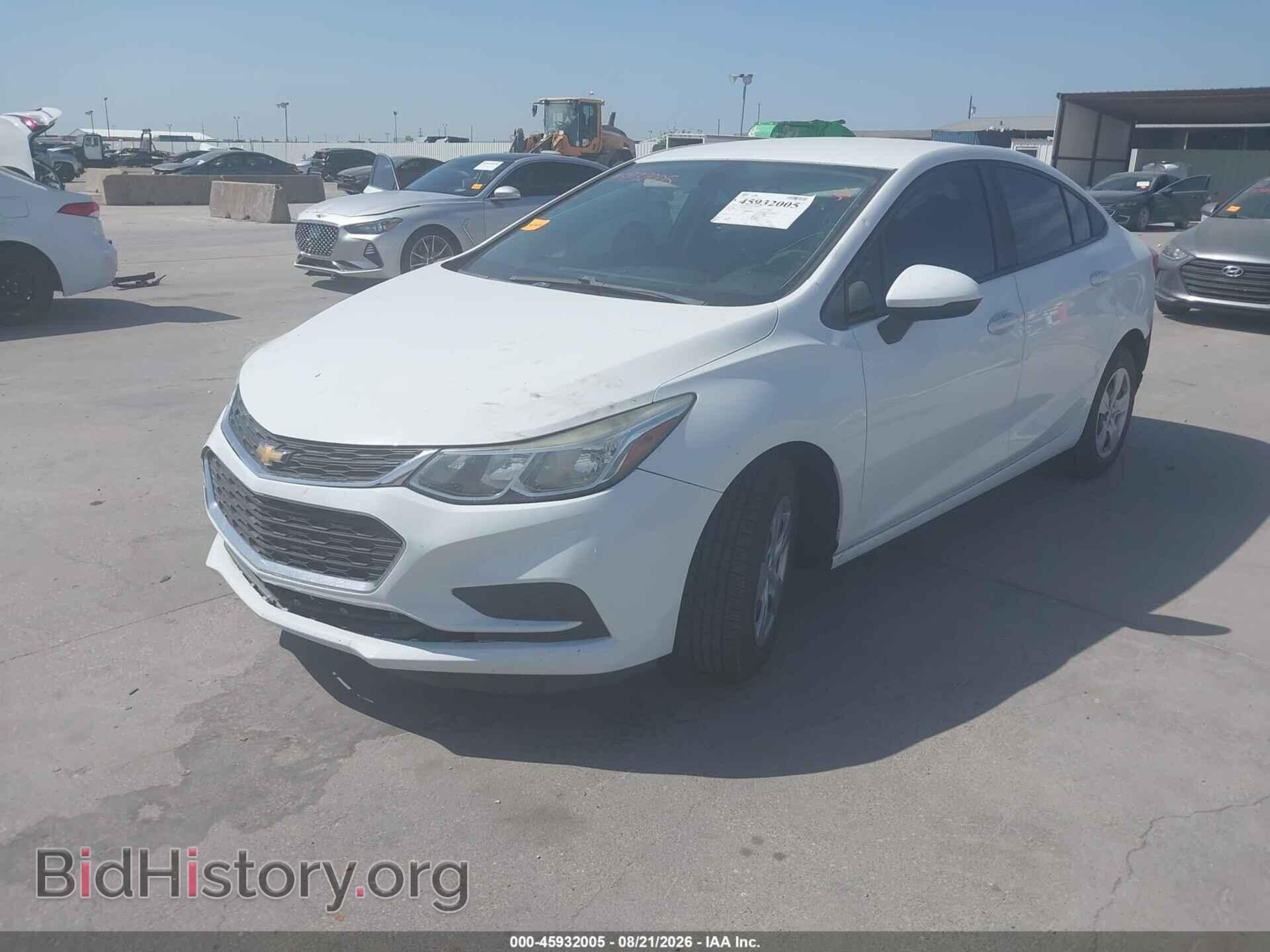 2017 CHEVROLET CRUZE - VIN: 3G1BC5SM1HS556859 - Photo 2