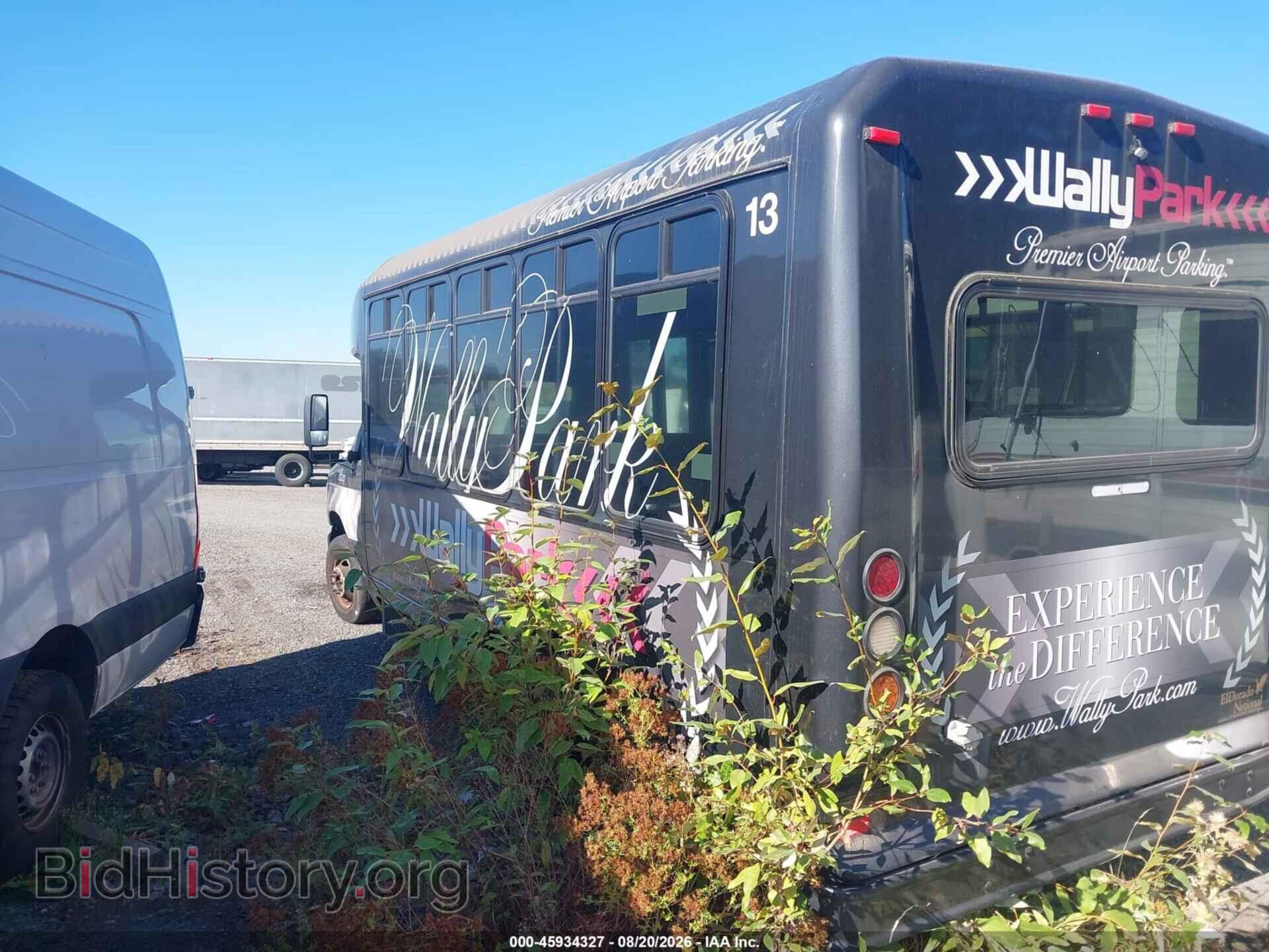 2011 FORD E-350 CUTAWAY - VIN: 1FDEE3FS1BDA14871 - Фото 3