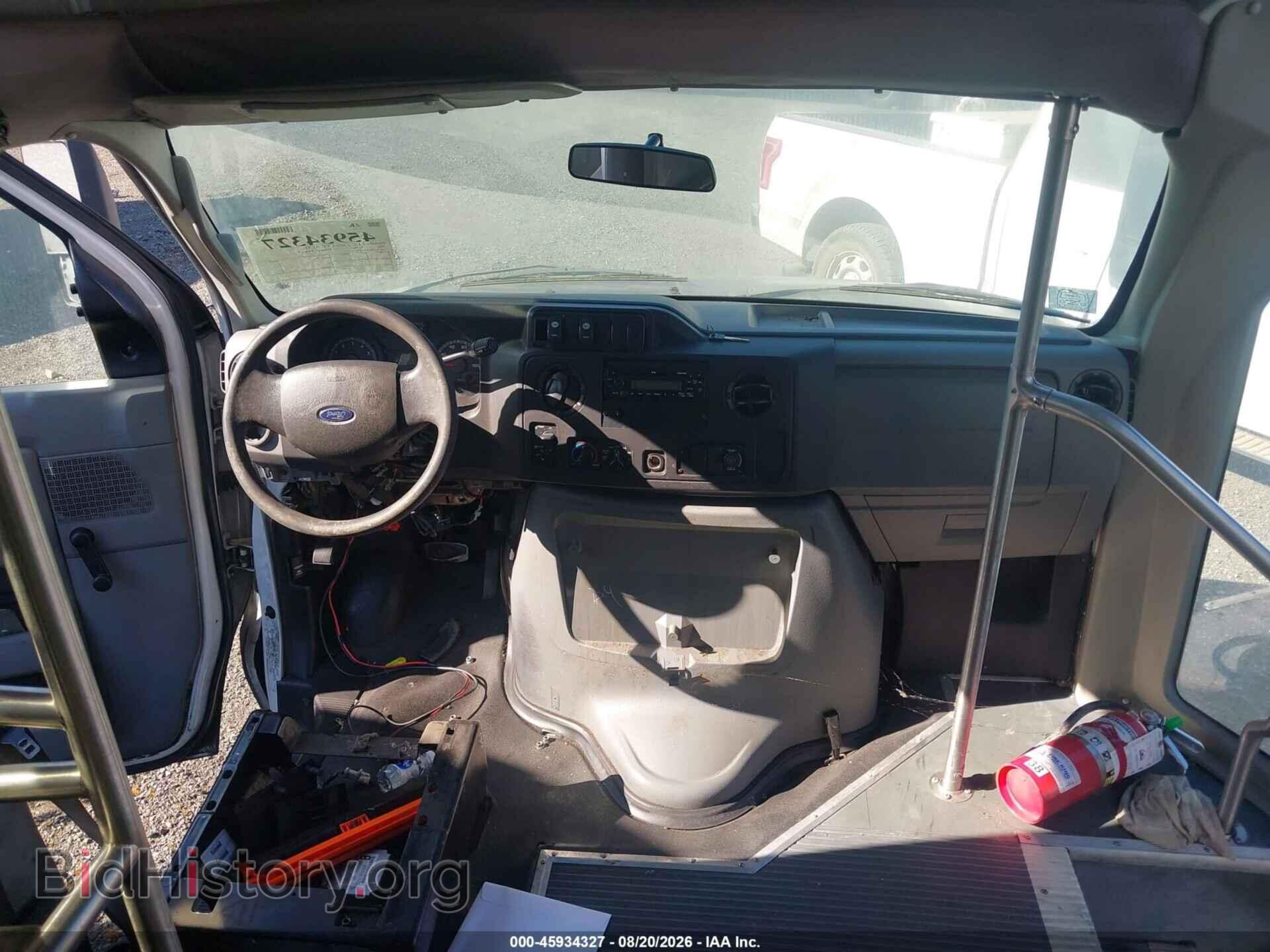 2011 FORD E-350 CUTAWAY - VIN: 1FDEE3FS1BDA14871 - Фото 6