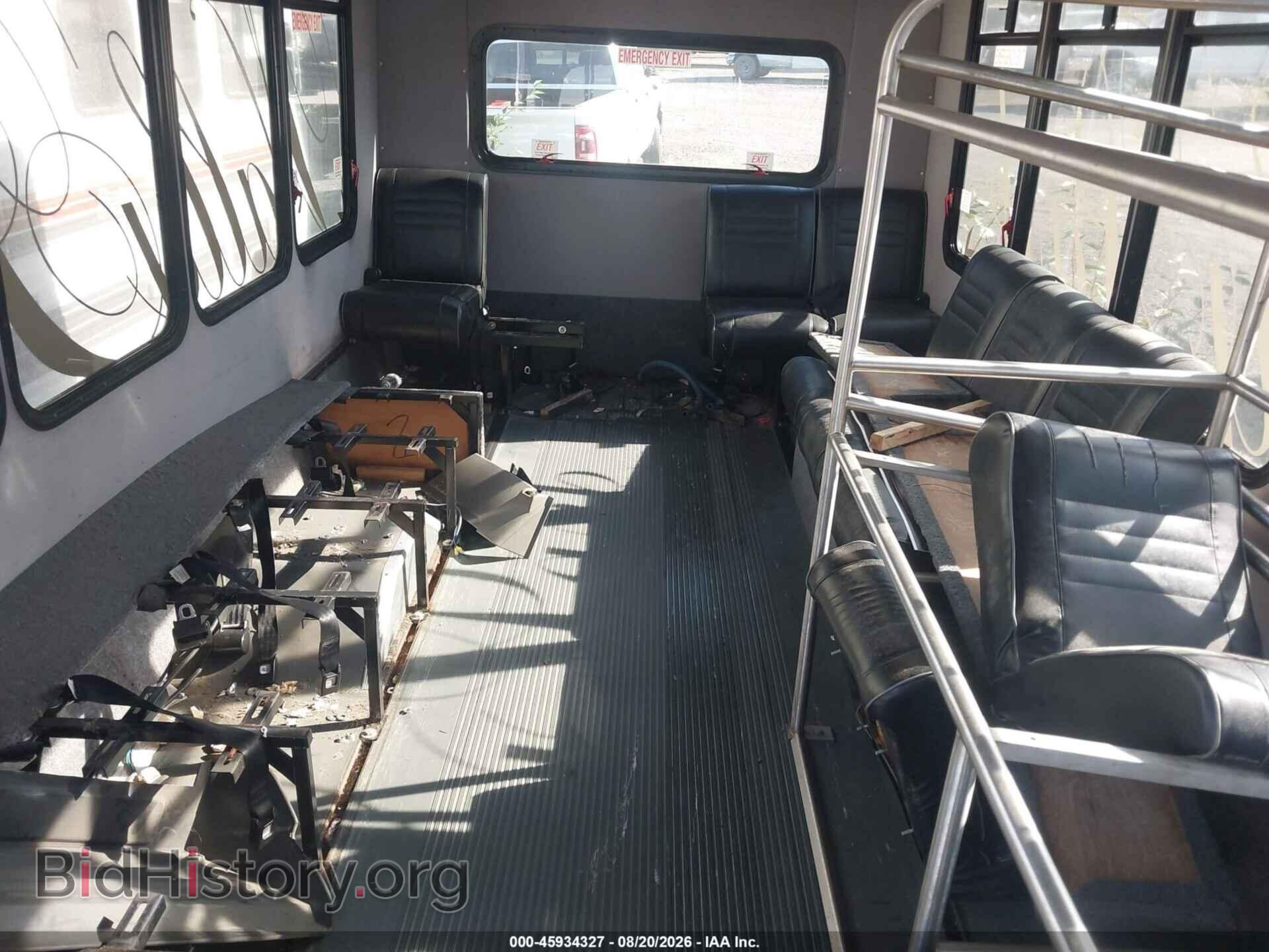 2011 FORD E-350 CUTAWAY - VIN: 1FDEE3FS1BDA14871 - Фото 7