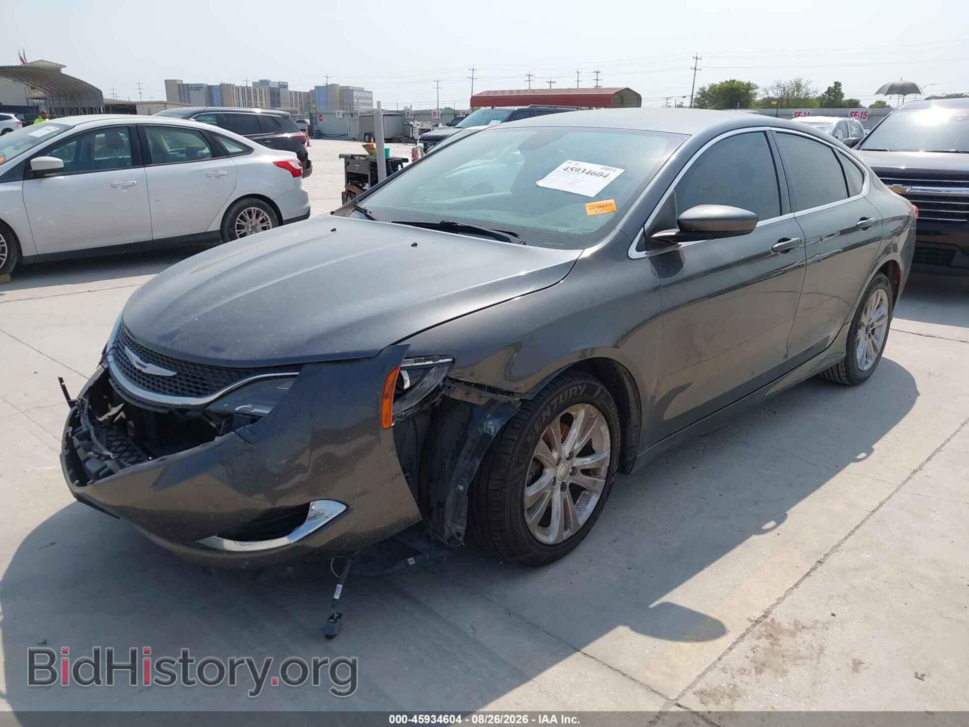 2016 CHRYSLER 200 - VIN: 1C3CCCAB6GN113510 - Фото 2