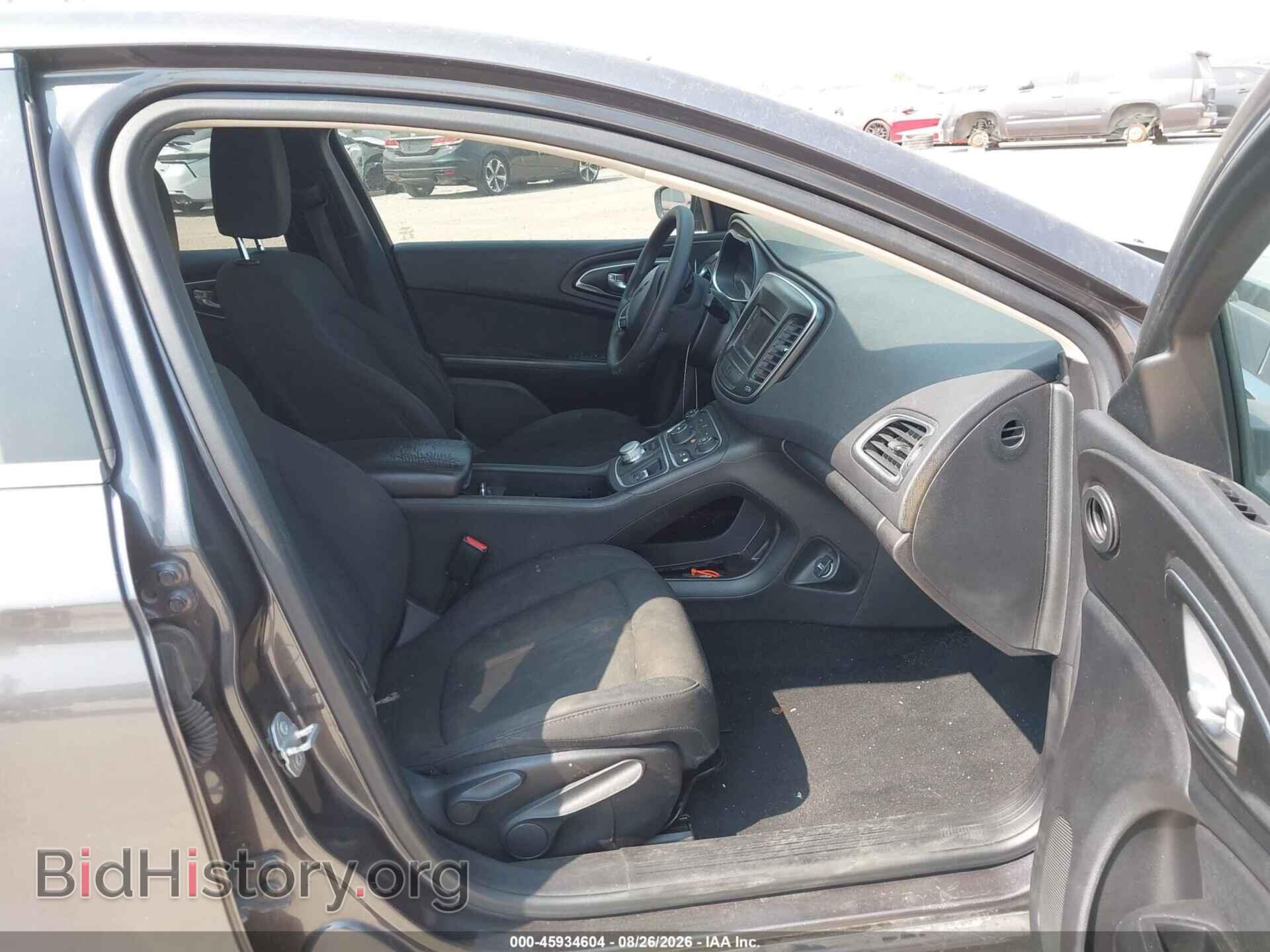 2016 CHRYSLER 200 - VIN: 1C3CCCAB6GN113510 - Фото 5