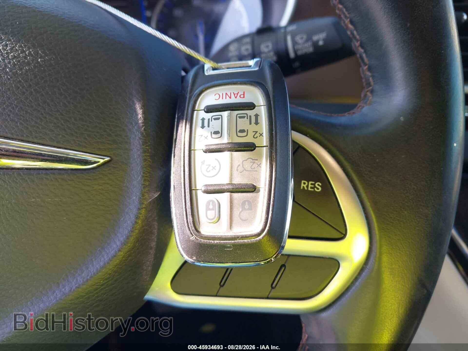 2017 CHRYSLER PACIFICA - VIN: 2C4RC1BG3HR576231 - Photo 11