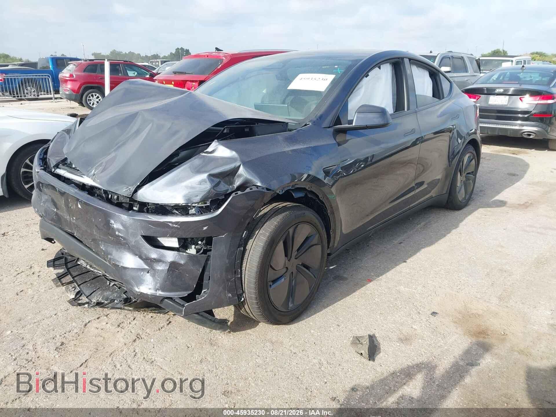 2026 TESLA MODEL Y - VIN: 7SAYGDED7TA753242 - Фото 2