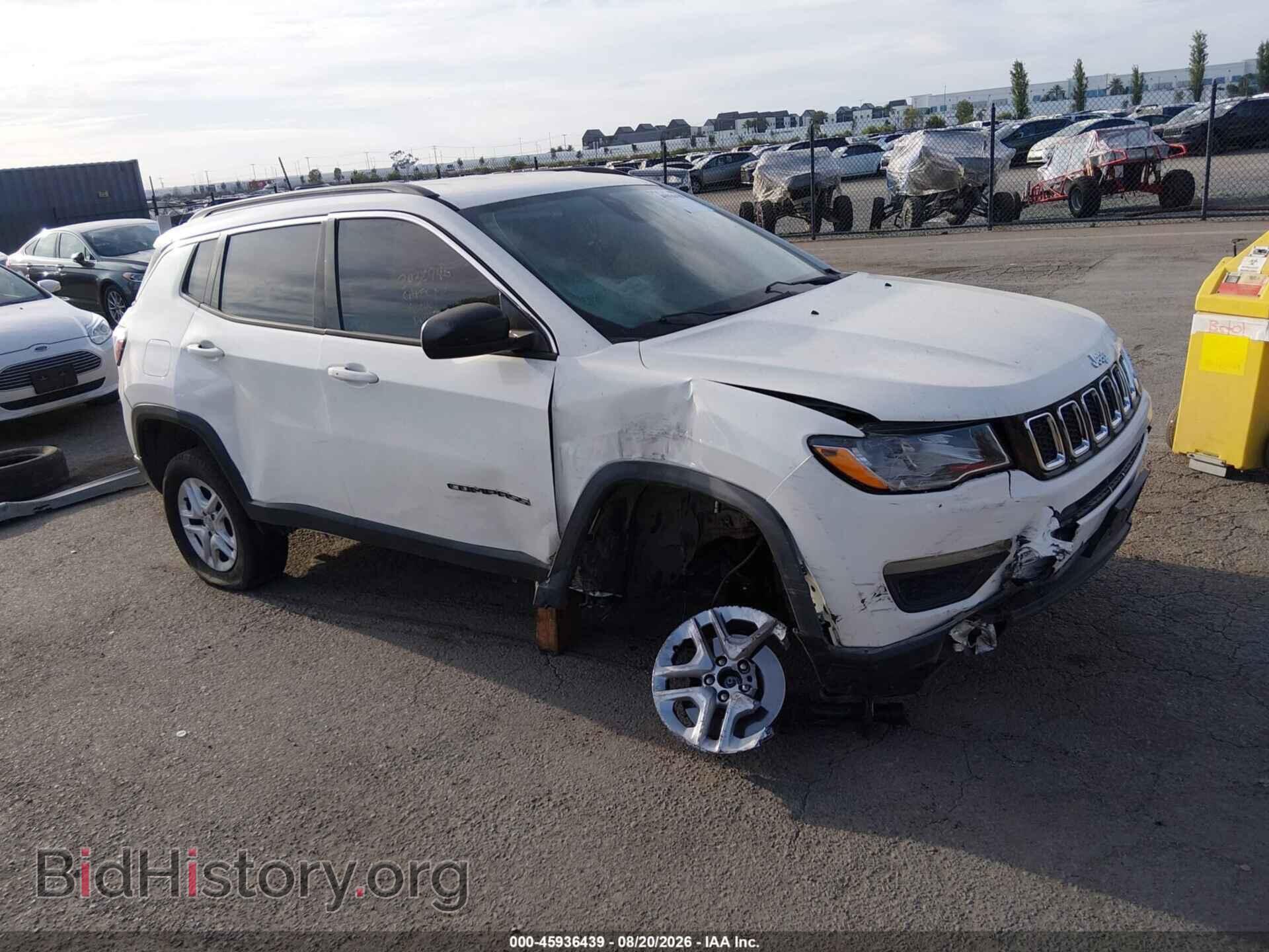 Photo 3C4NJCAB8KT614661 - JEEP COMPASS 2019