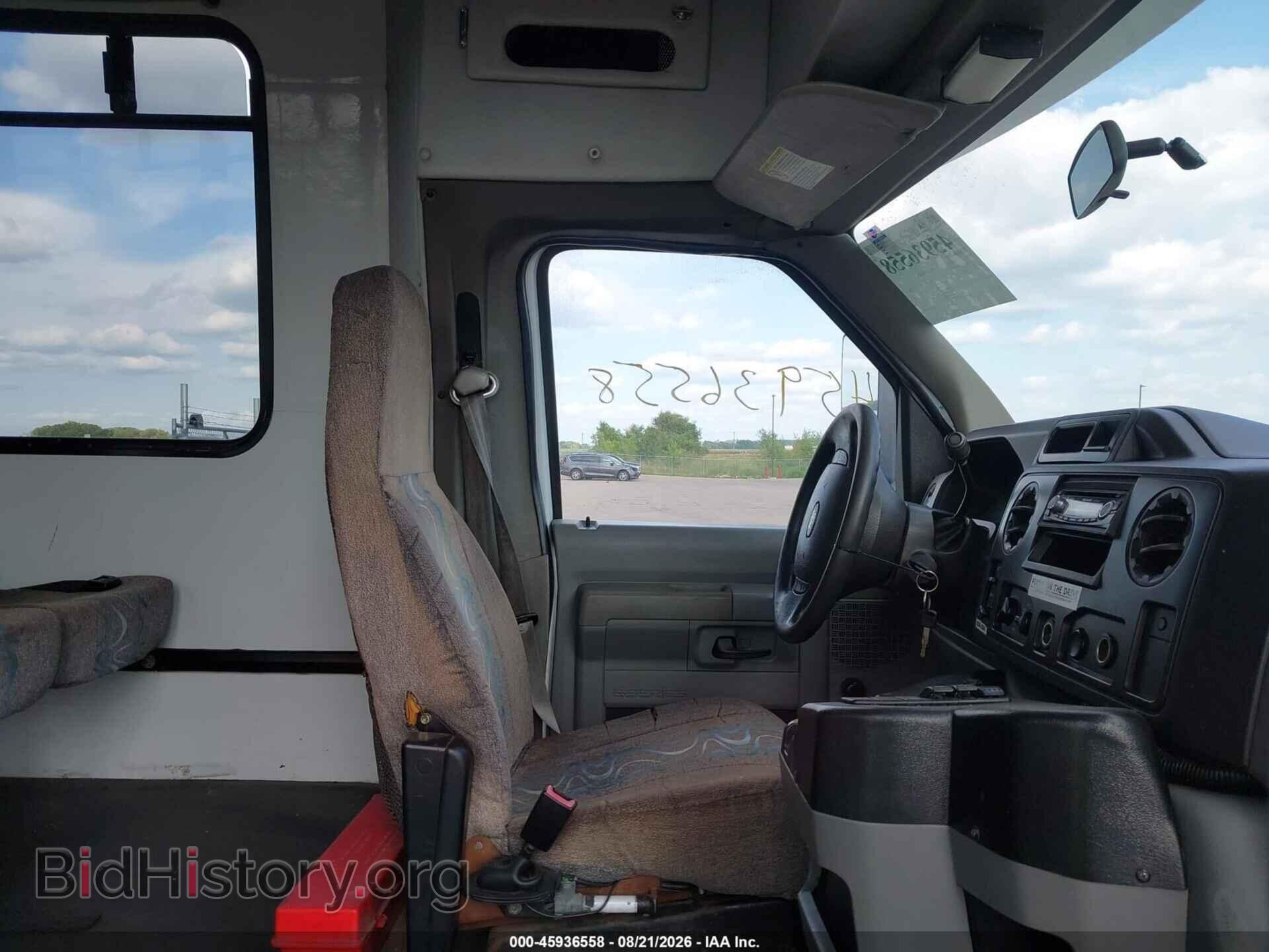 2011 FORD E-350 CUTAWAY - VIN: 1FDEE3FS3BDA22809 - Фото 7