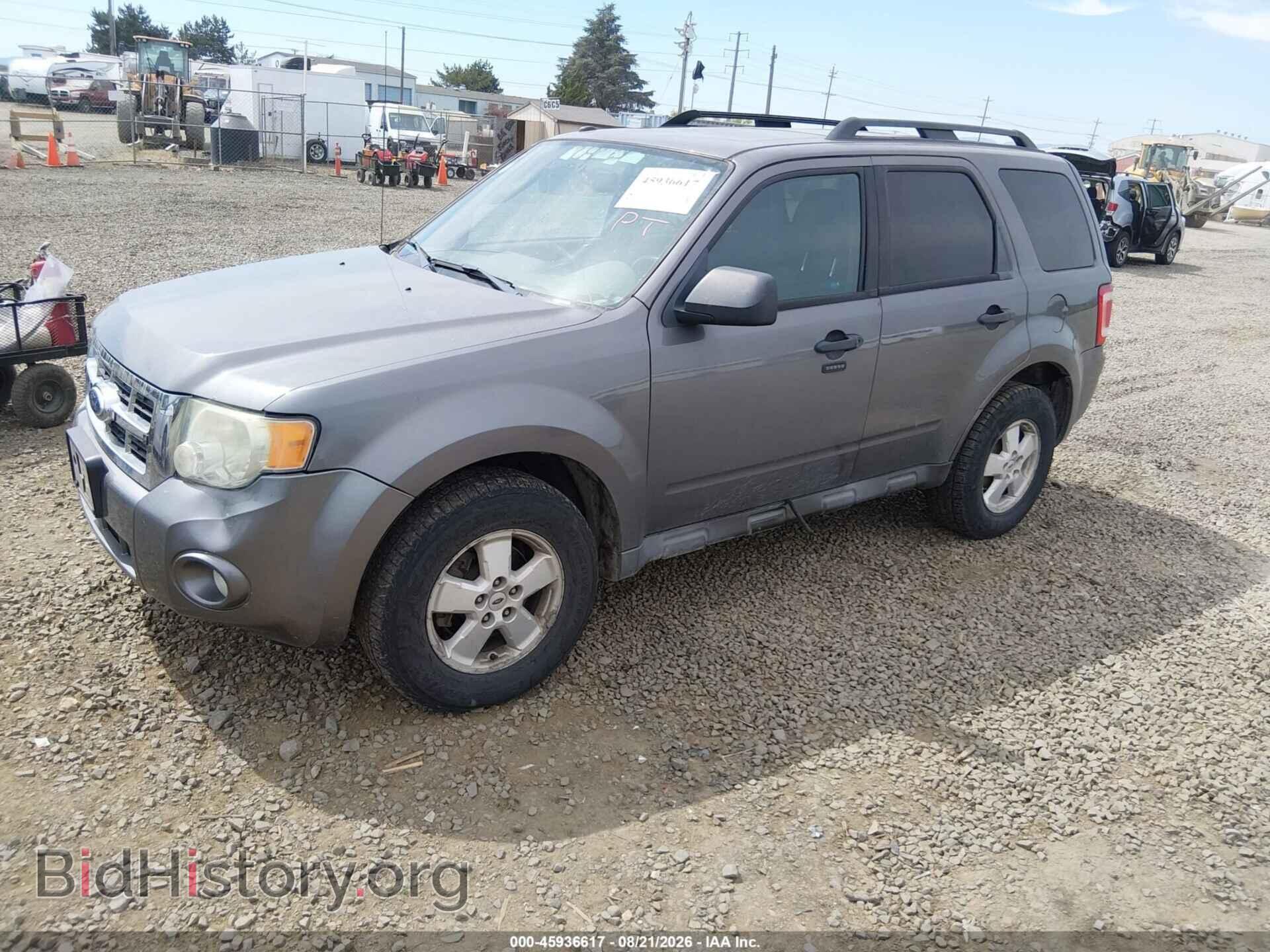 2011 FORD ESCAPE - VIN: 1FMCU9D77BKC38041 - Photo 2