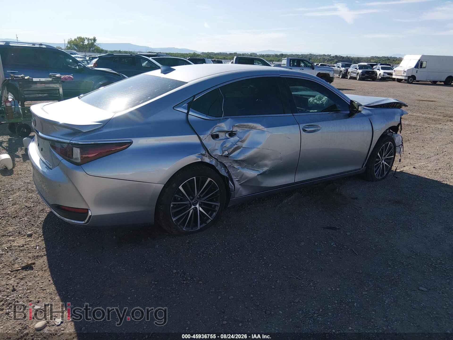 2025 LEXUS ES 300H - VIN: 58ADA1C12SU070348 - Photo 4