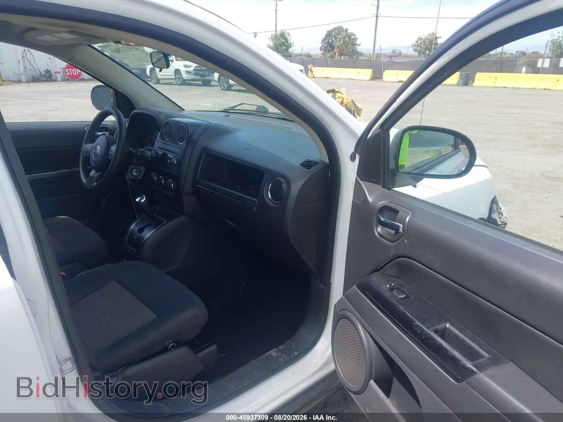 2012 JEEP COMPASS - VIN: 1C4NJCBA4CD557498 - Фото 5
