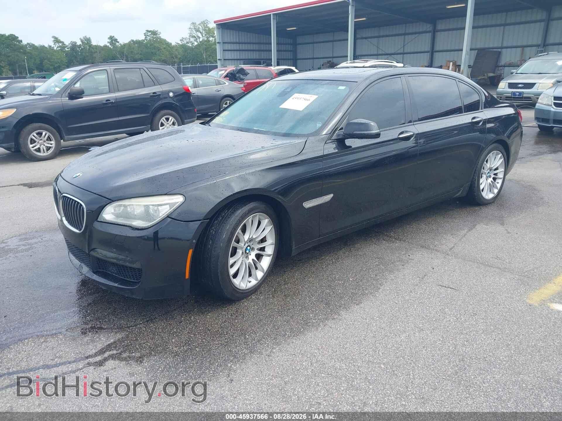 2015 BMW 750LI - VIN: WBAYE8C54FD782005 - Photo 2