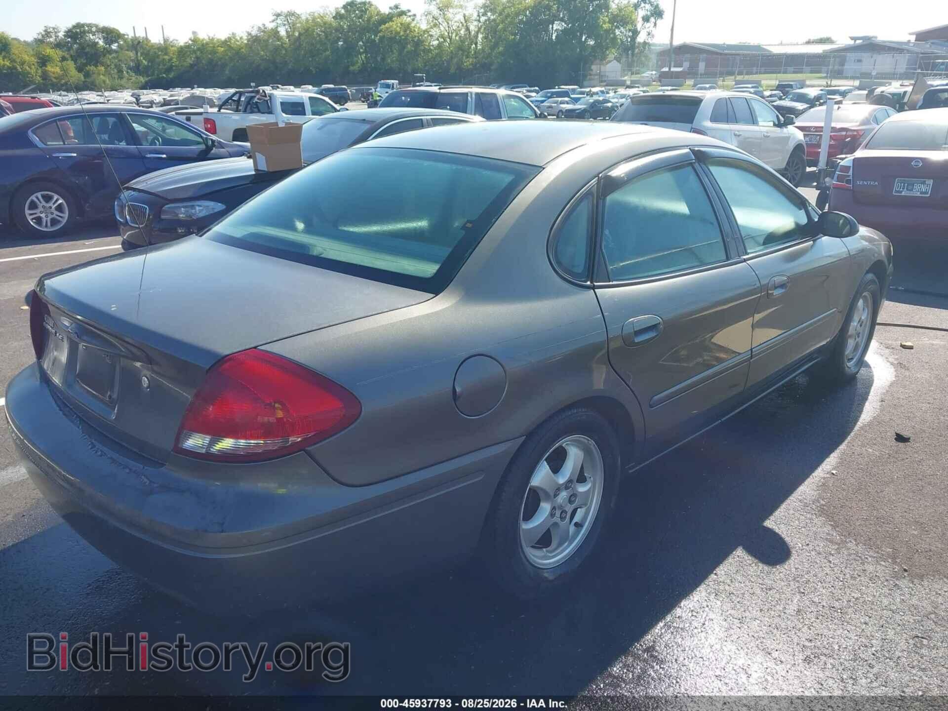 2005 FORD TAURUS - VIN: 1FAFP53205A189790 - Photo 4